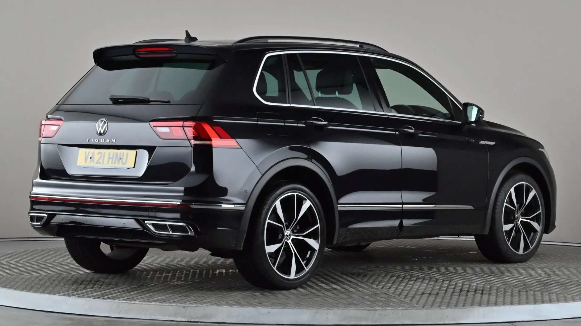 2021 VOLKSWAGEN TIGUAN 2021 VOLKSWAGEN TIGUAN