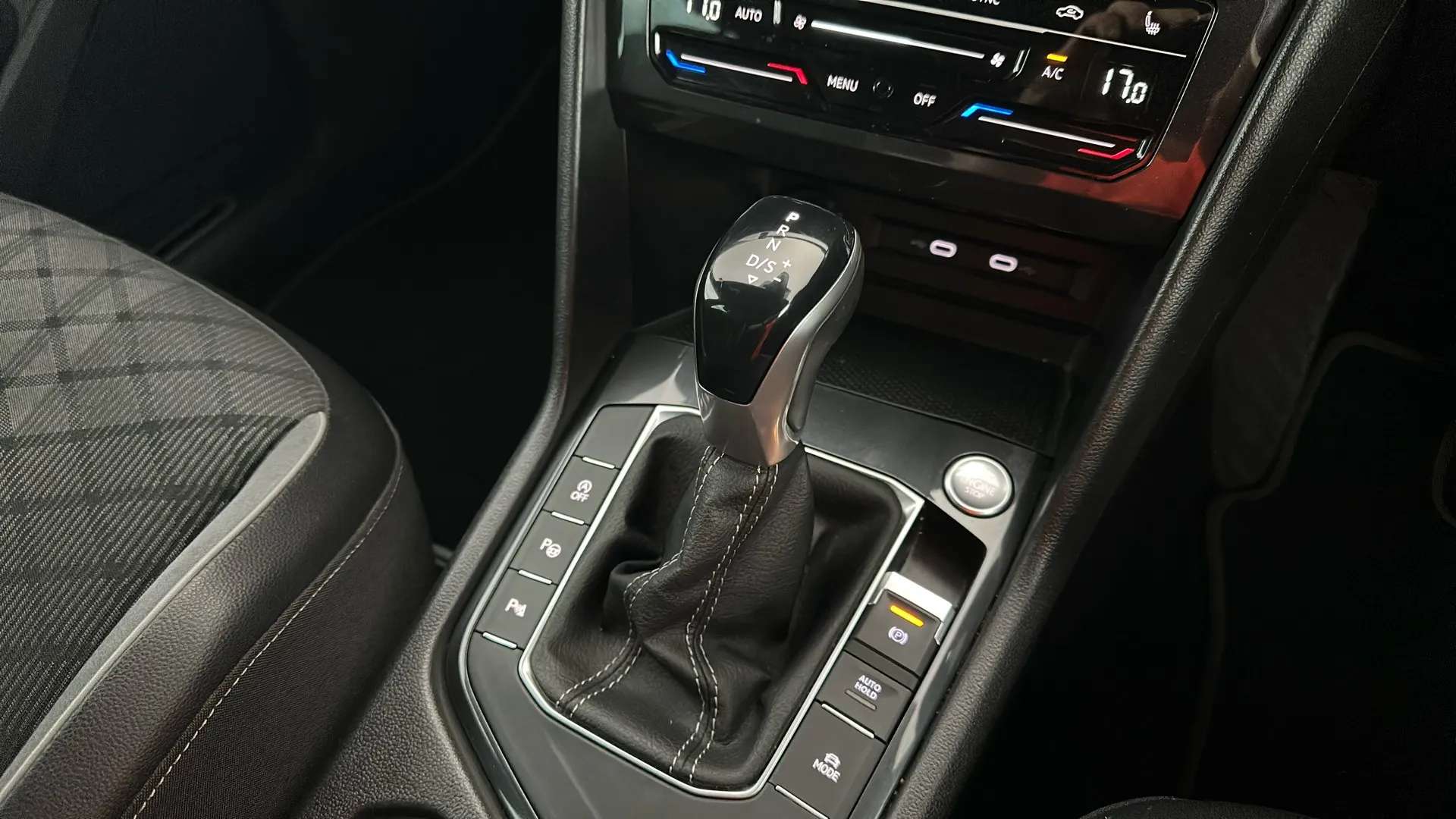 2021 VOLKSWAGEN TIGUAN 2021 VOLKSWAGEN TIGUAN
