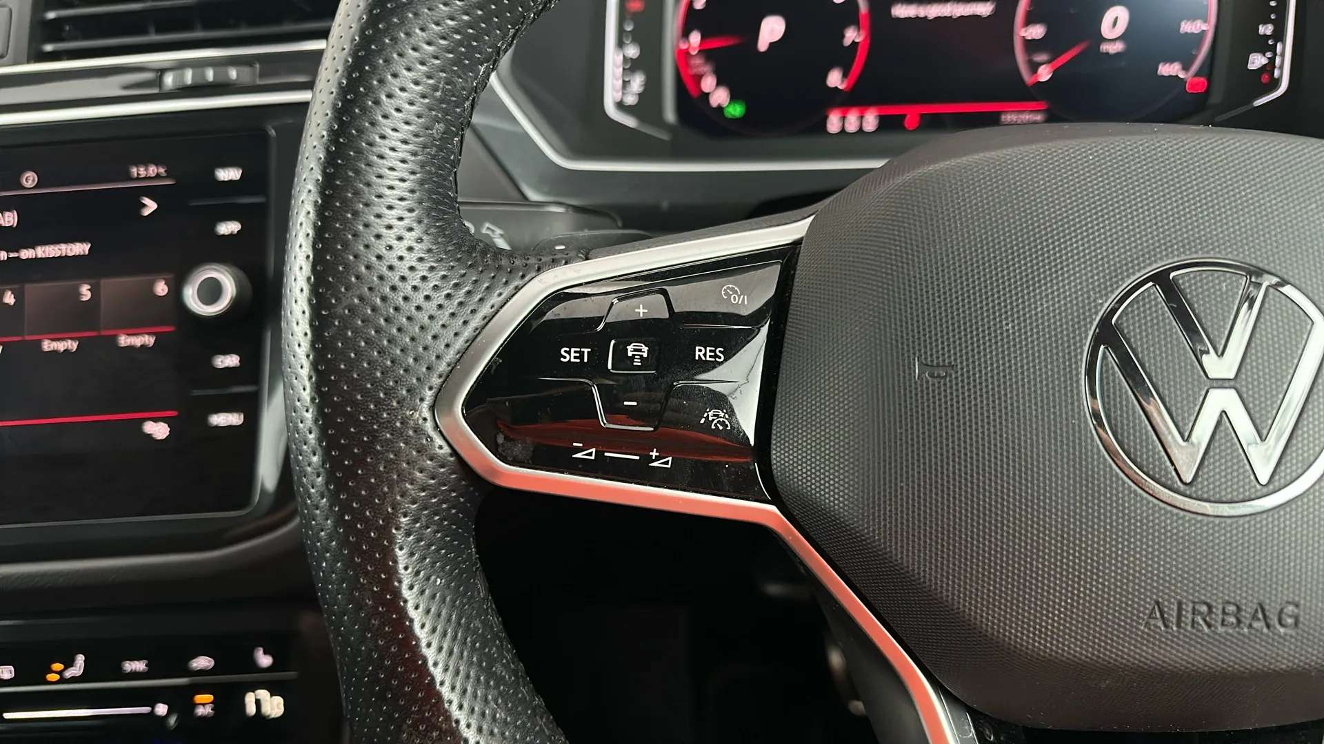 2021 VOLKSWAGEN TIGUAN 2021 VOLKSWAGEN TIGUAN
