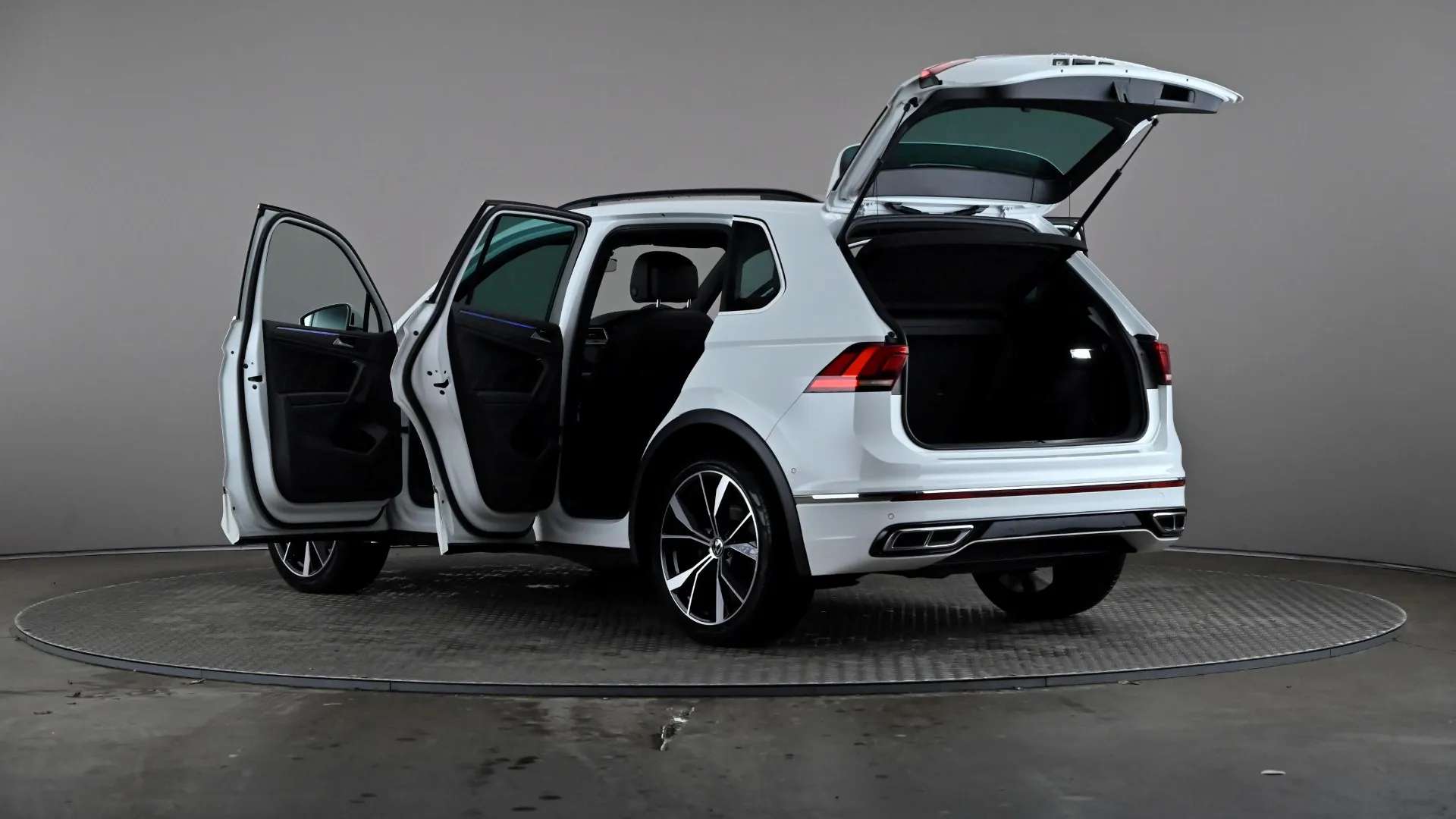 2023 VOLKSWAGEN TIGUAN 2023 VOLKSWAGEN TIGUAN