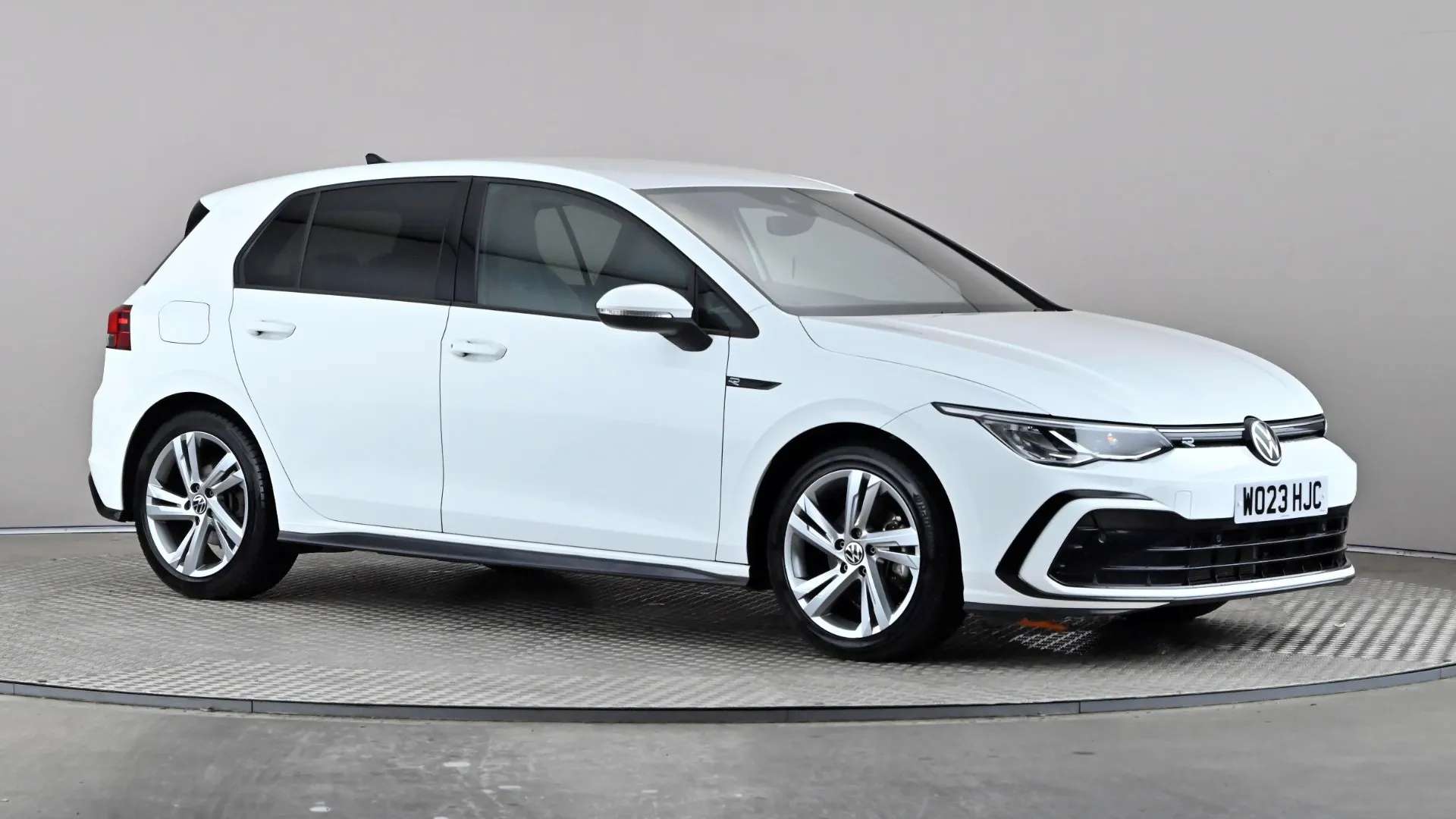 A 2023 VOLKSWAGEN GOLF 1.5 eTSI 150 R-Line DSG A 2023 VOLKSWAGEN GOLF 1.5 eTSI 150 R-Line DSG