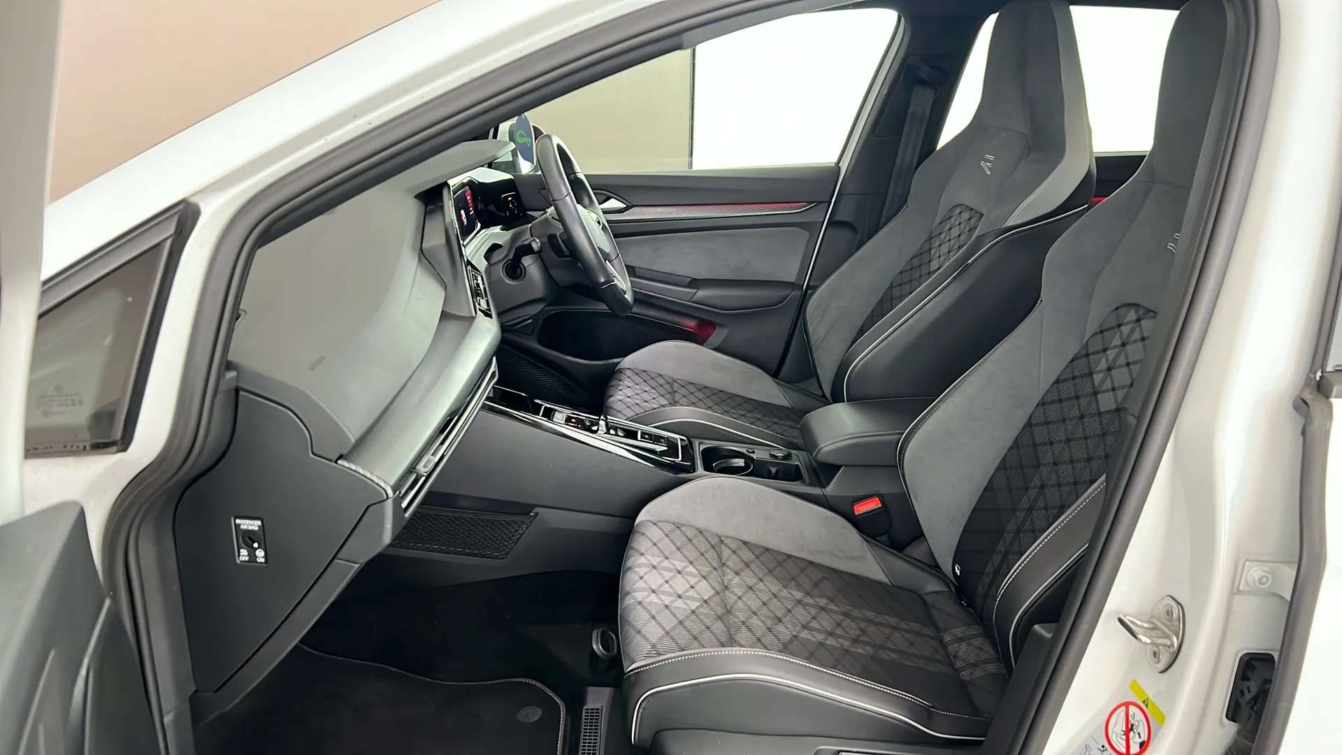 2023 VOLKSWAGEN GOLF 2023 VOLKSWAGEN GOLF