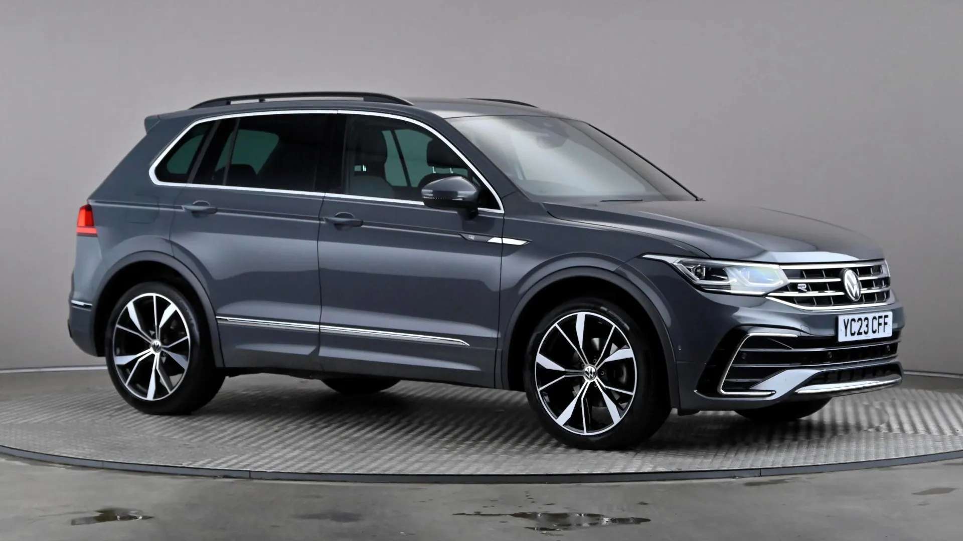 A 2023 VOLKSWAGEN TIGUAN 1.5 TSI 150 R-Line DSG A 2023 VOLKSWAGEN TIGUAN 1.5 TSI 150 R-Line DSG