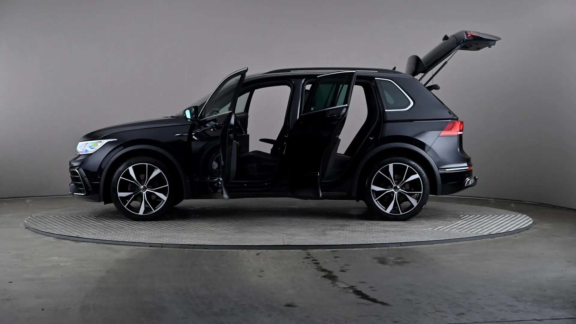 2023 VOLKSWAGEN TIGUAN 2023 VOLKSWAGEN TIGUAN