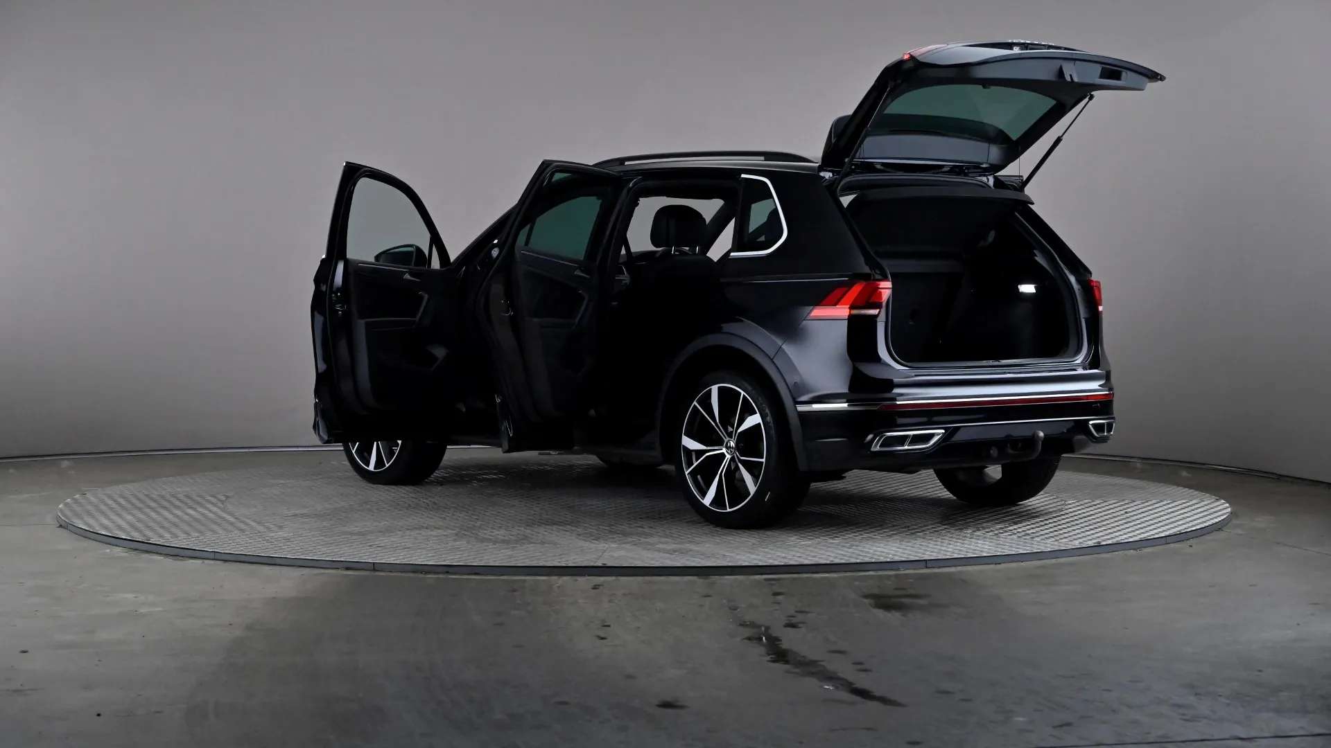 2023 VOLKSWAGEN TIGUAN 2023 VOLKSWAGEN TIGUAN