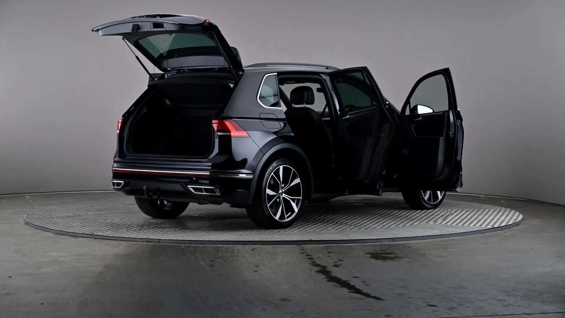 2023 VOLKSWAGEN TIGUAN 2023 VOLKSWAGEN TIGUAN