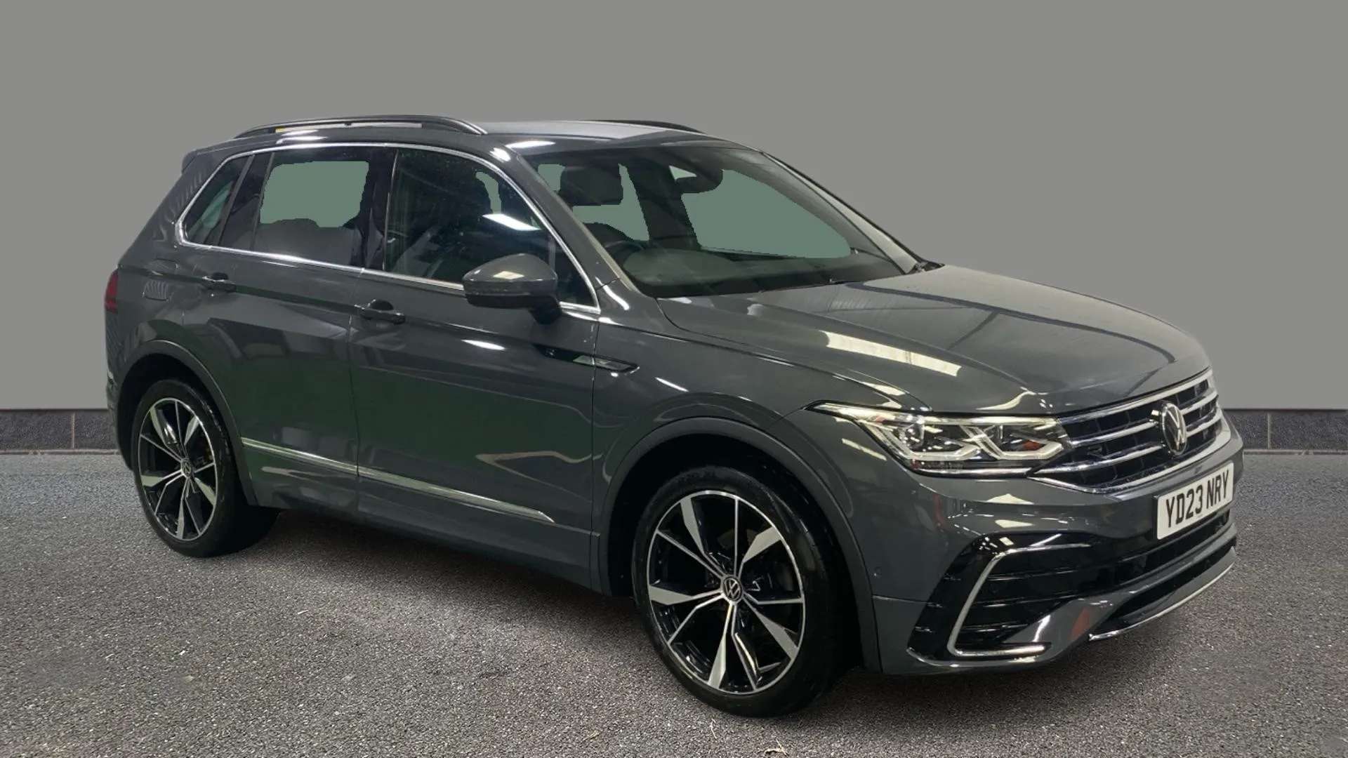 A 2023 VOLKSWAGEN TIGUAN 1.5 TSI 150 R-Line DSG A 2023 VOLKSWAGEN TIGUAN 1.5 TSI 150 R-Line DSG