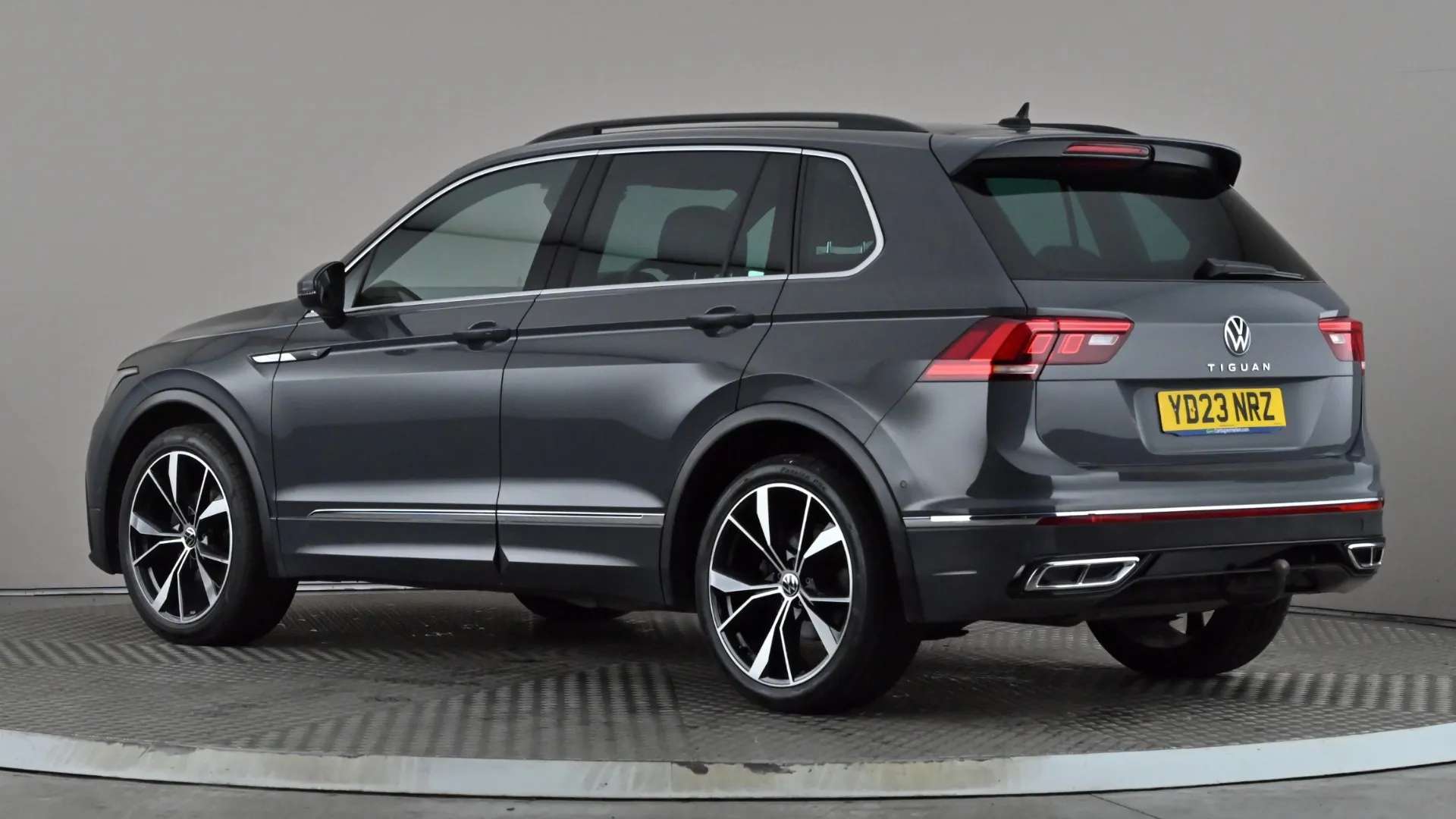 A 2023 VOLKSWAGEN TIGUAN 1.5 TSI 150 R-Line DSG A 2023 VOLKSWAGEN TIGUAN 1.5 TSI 150 R-Line DSG