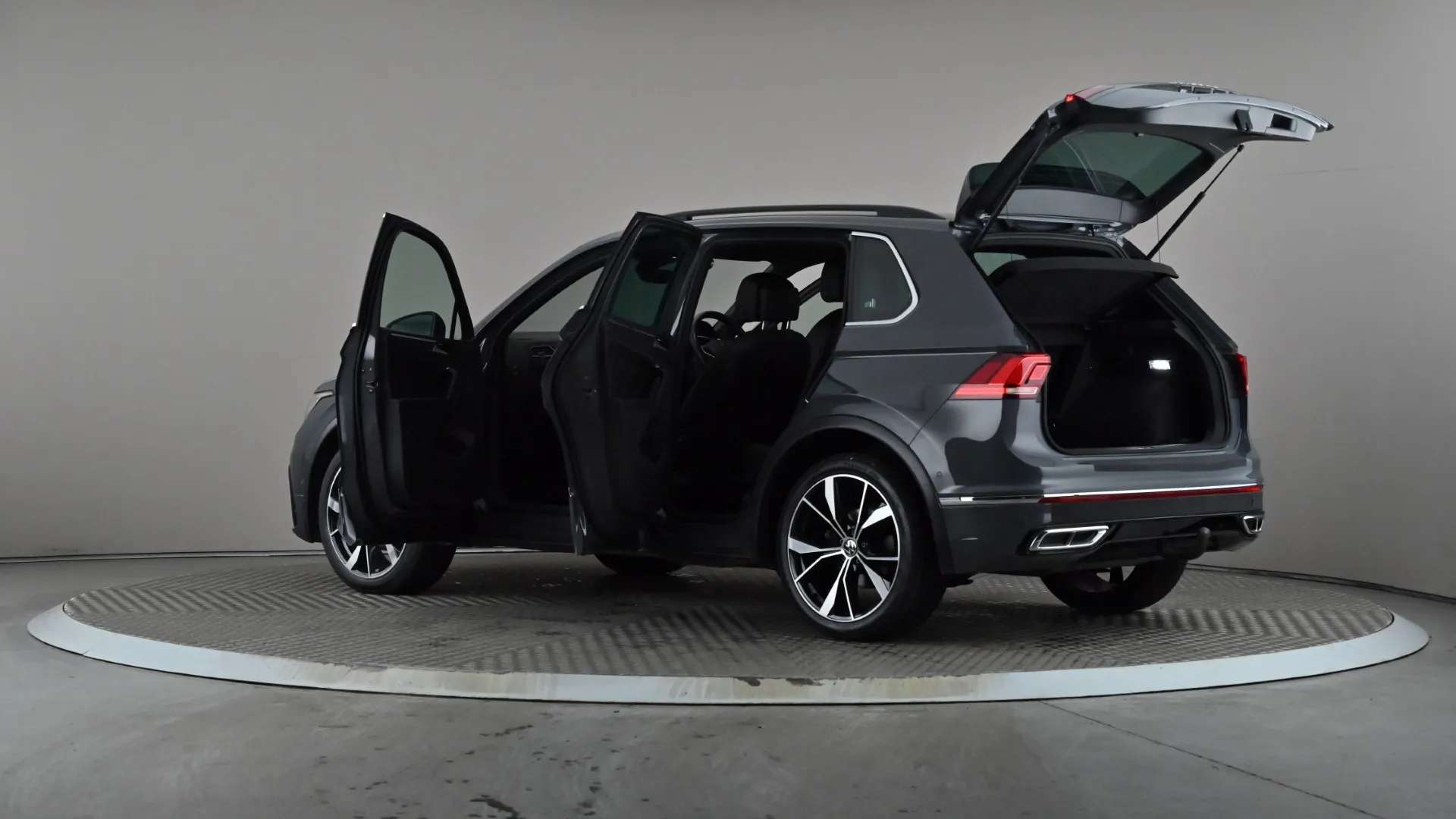 2023 VOLKSWAGEN TIGUAN 2023 VOLKSWAGEN TIGUAN