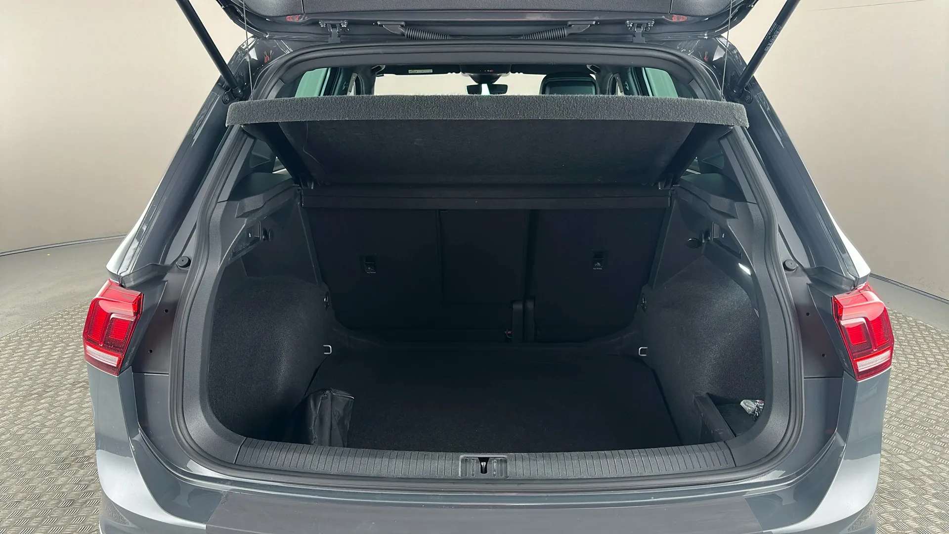 2023 VOLKSWAGEN TIGUAN 2023 VOLKSWAGEN TIGUAN