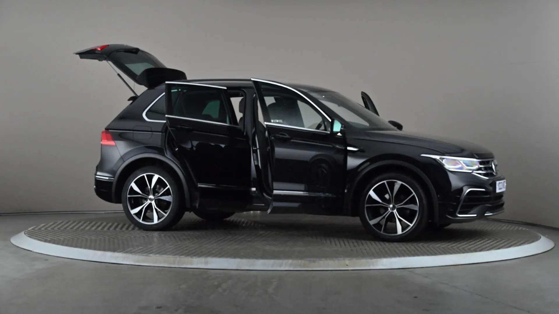 2023 VOLKSWAGEN TIGUAN 2023 VOLKSWAGEN TIGUAN