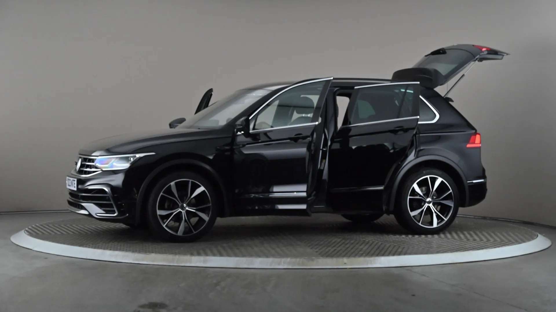 2023 VOLKSWAGEN TIGUAN 2023 VOLKSWAGEN TIGUAN