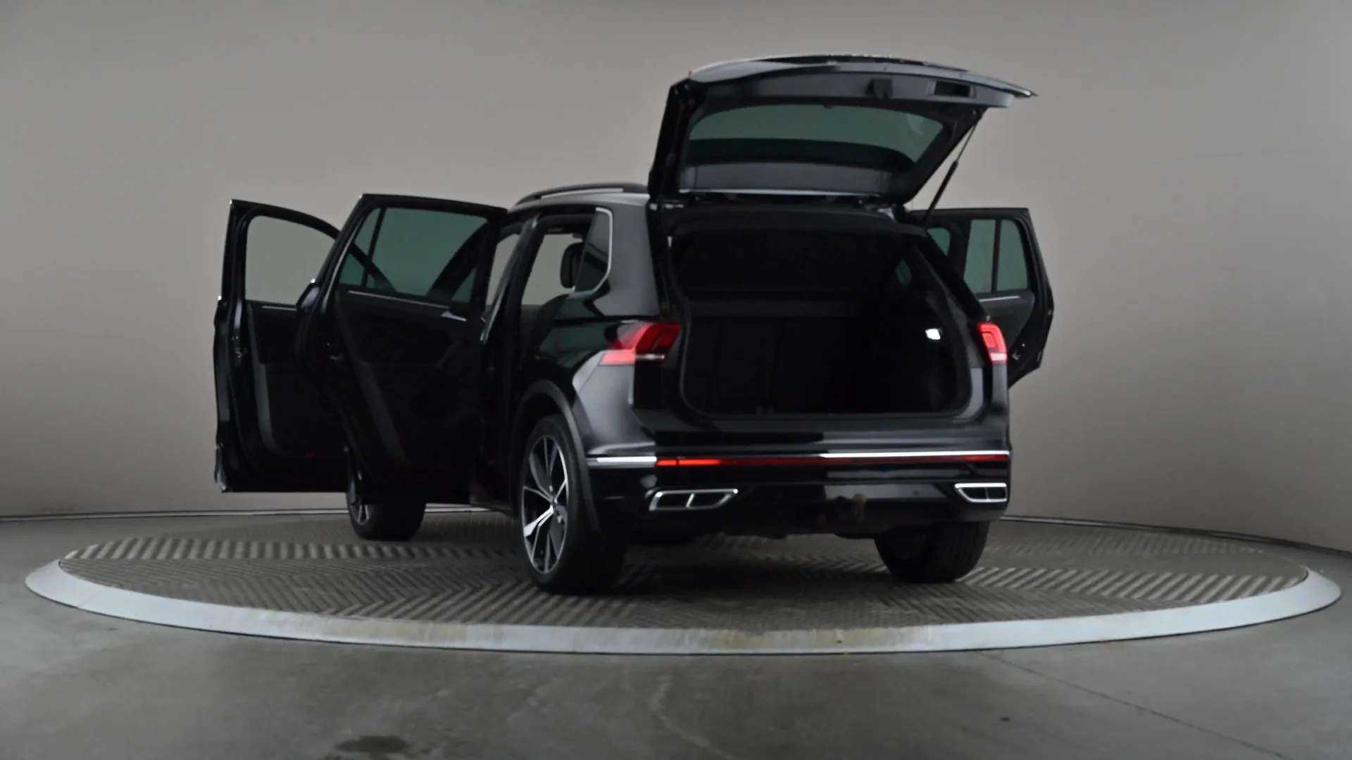 2023 VOLKSWAGEN TIGUAN 2023 VOLKSWAGEN TIGUAN