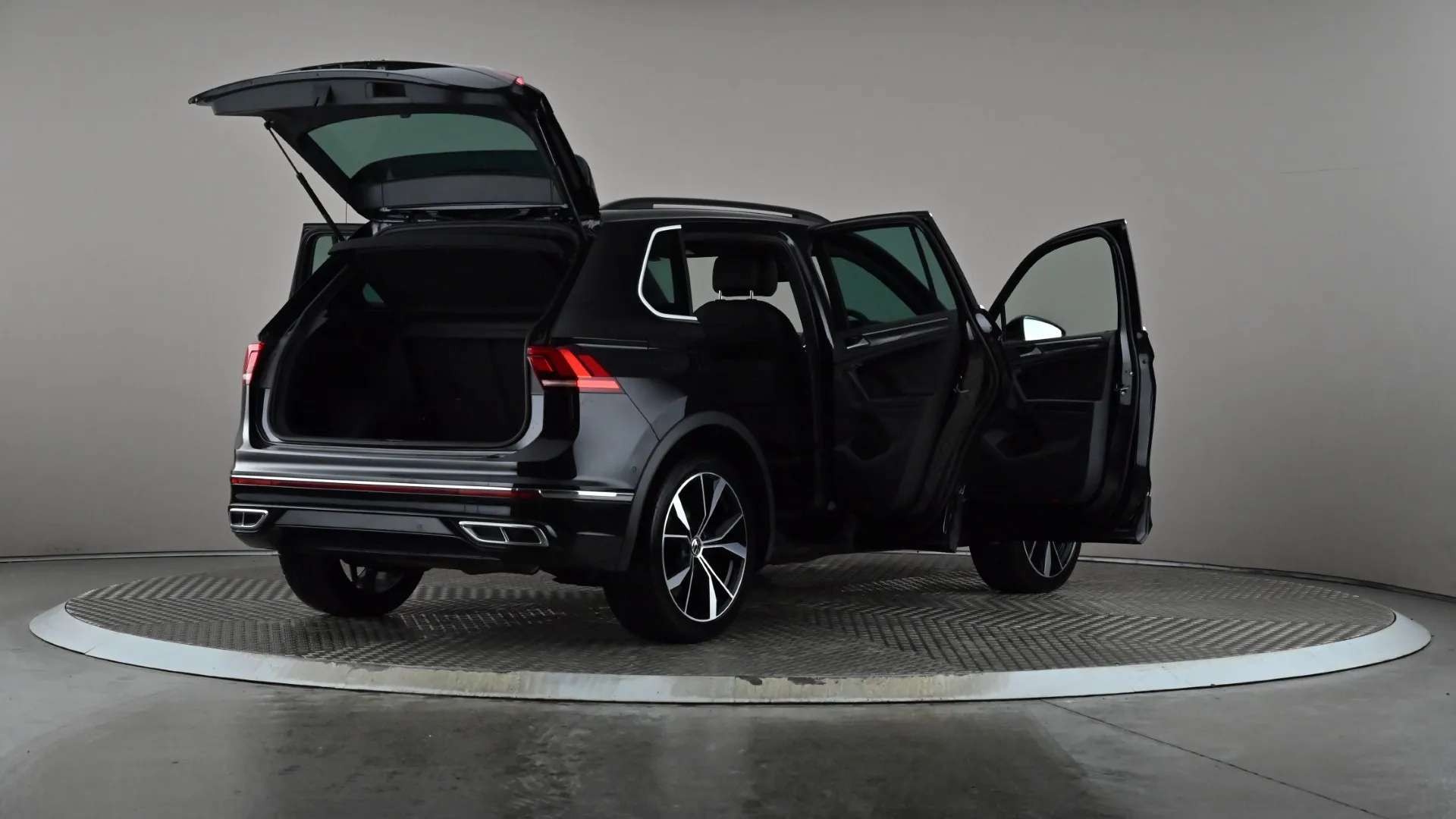 2022 VOLKSWAGEN TIGUAN 2022 VOLKSWAGEN TIGUAN