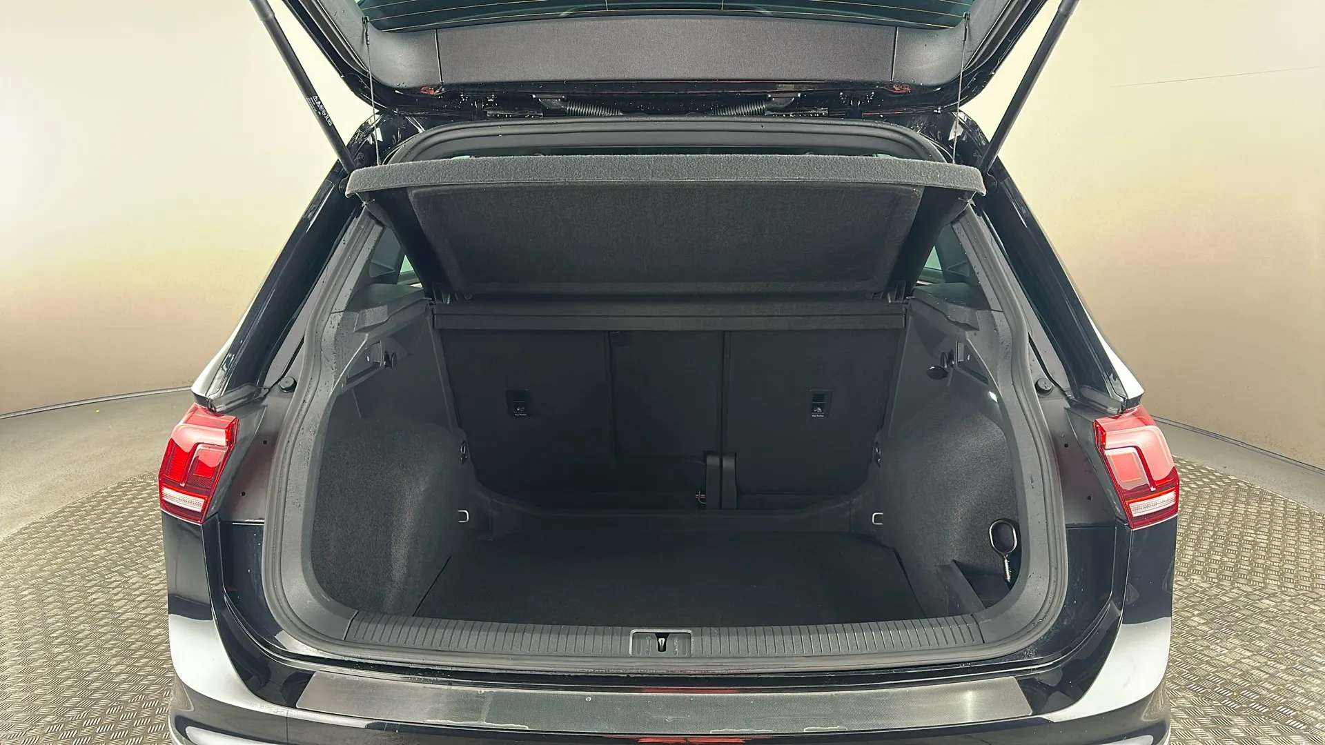 2022 VOLKSWAGEN TIGUAN 2022 VOLKSWAGEN TIGUAN