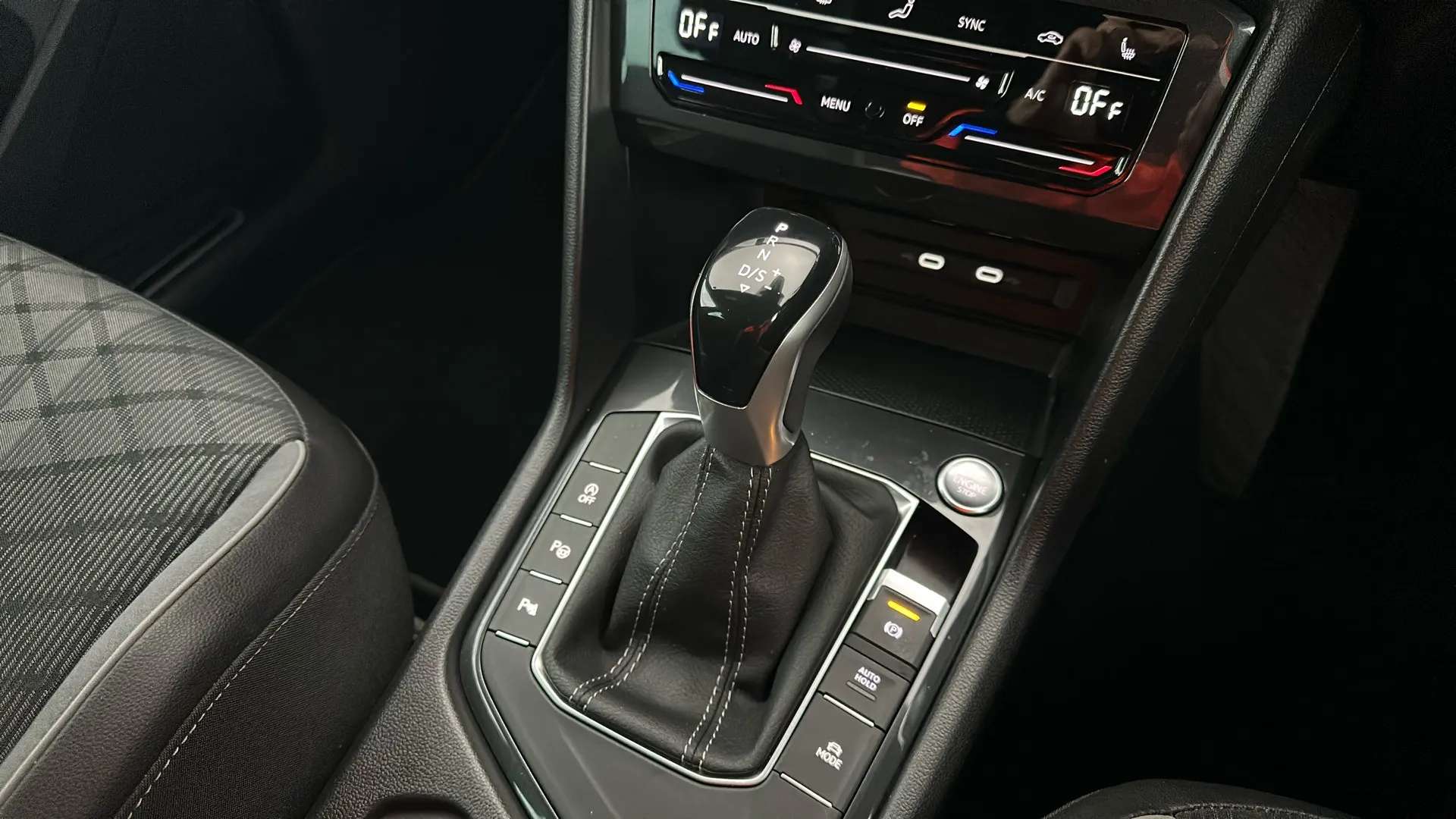 2022 VOLKSWAGEN TIGUAN 2022 VOLKSWAGEN TIGUAN