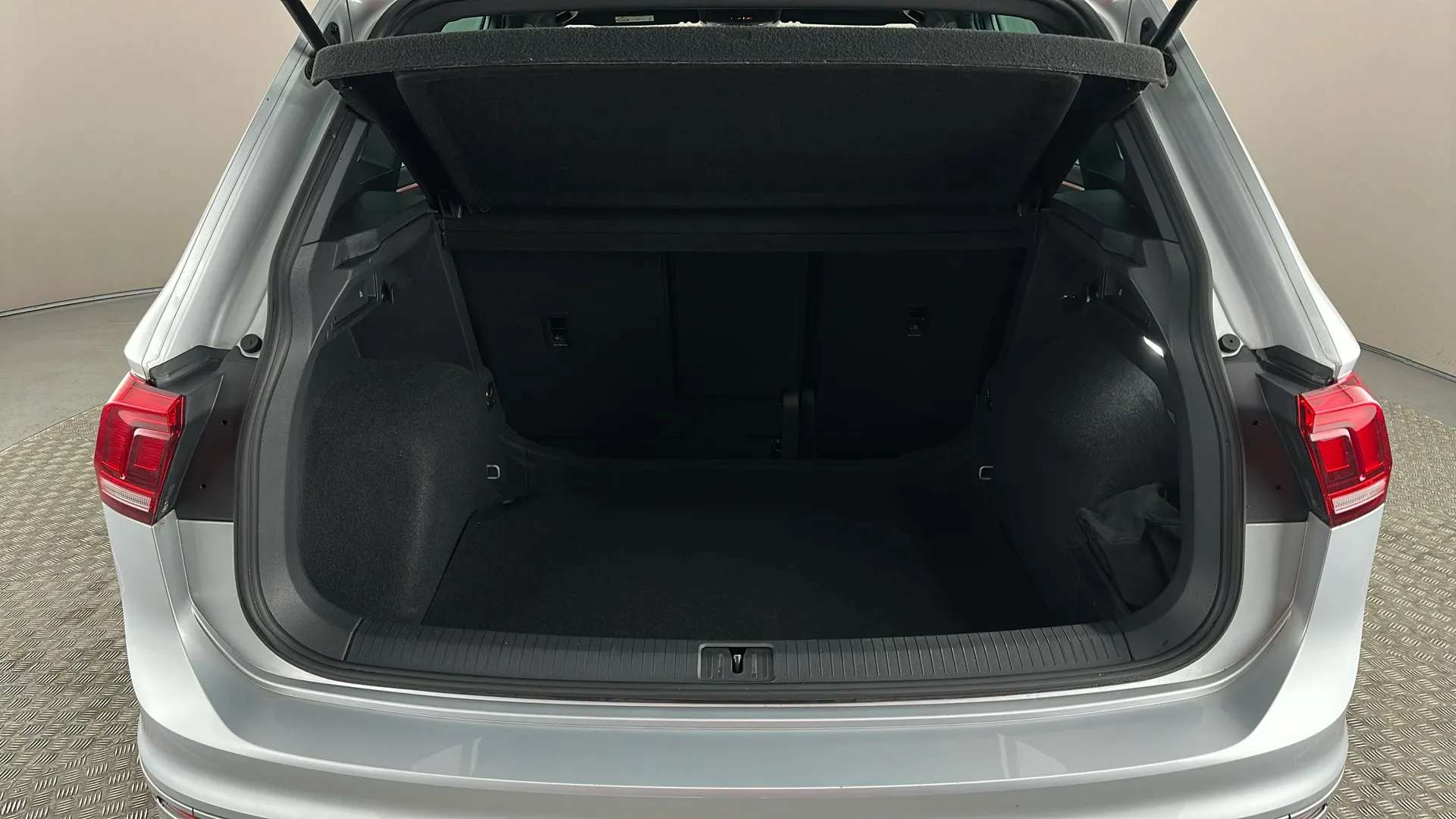 2023 VOLKSWAGEN TIGUAN 2023 VOLKSWAGEN TIGUAN