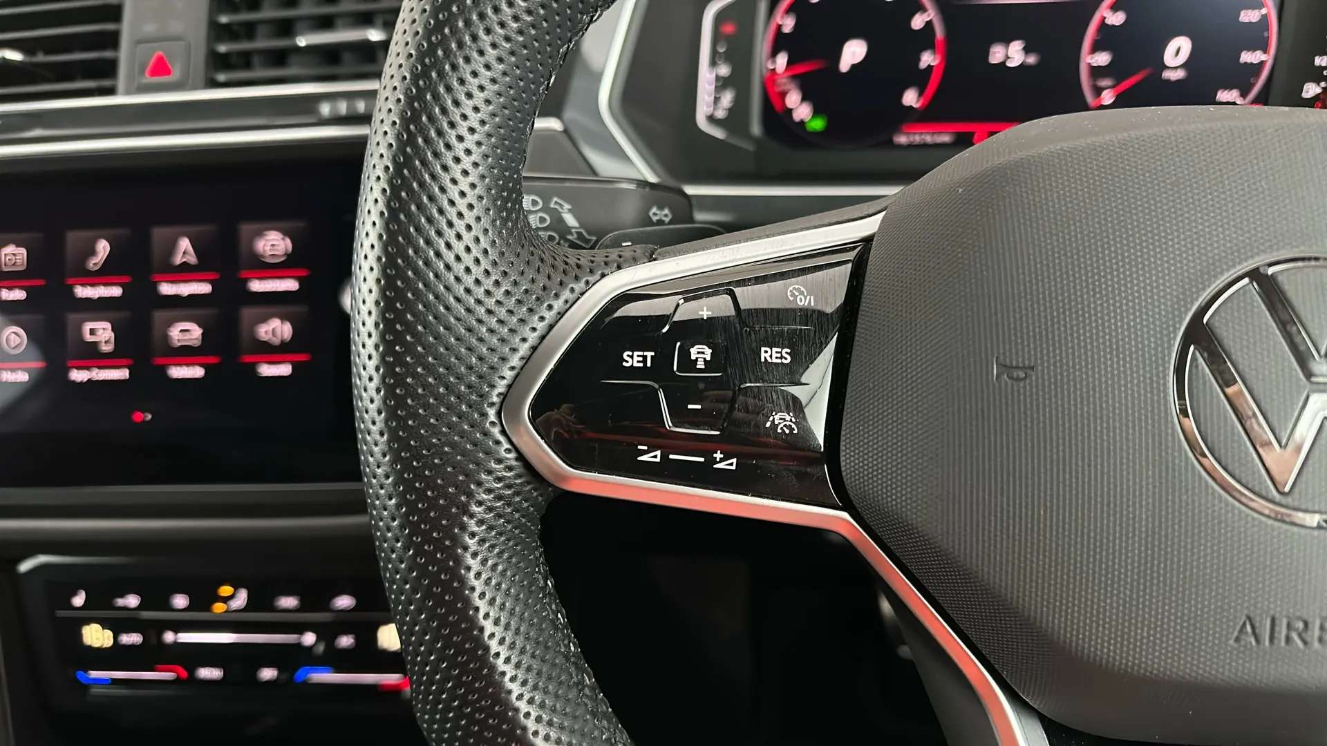 2023 VOLKSWAGEN TIGUAN 2023 VOLKSWAGEN TIGUAN