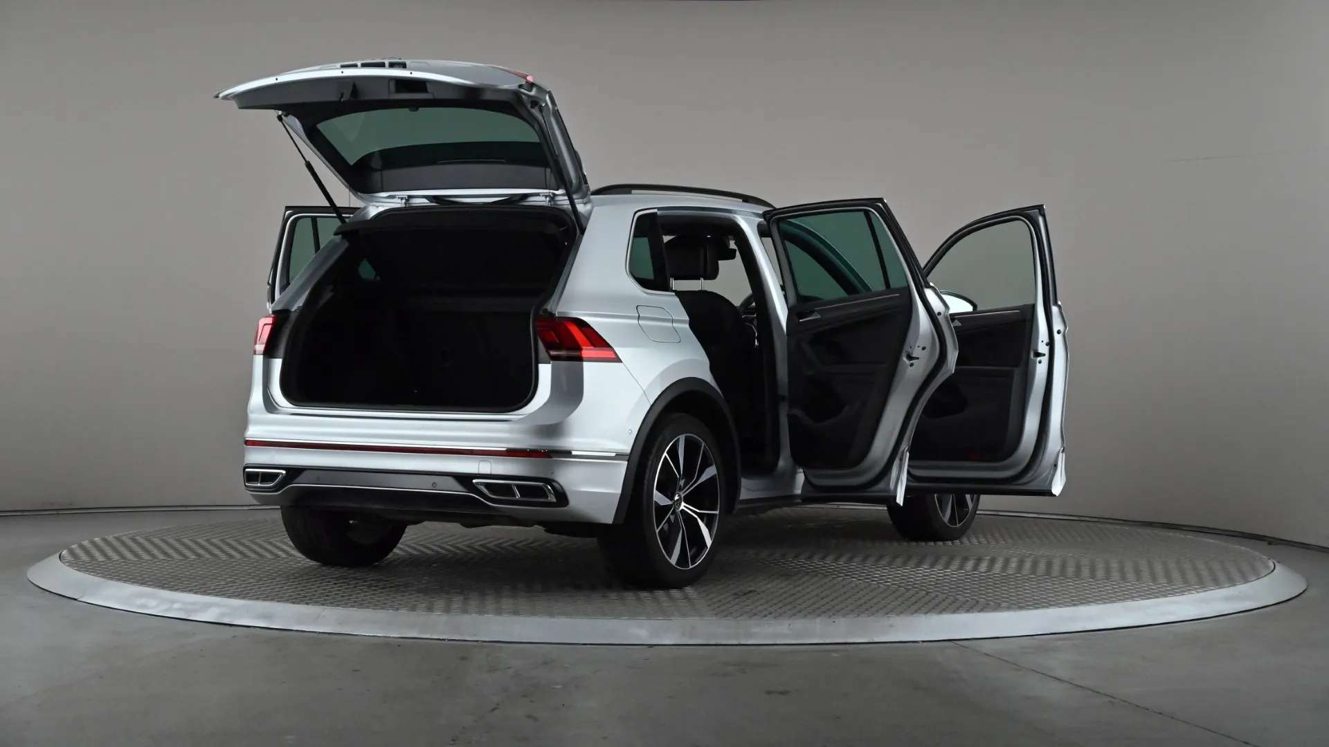 2023 VOLKSWAGEN TIGUAN 2023 VOLKSWAGEN TIGUAN