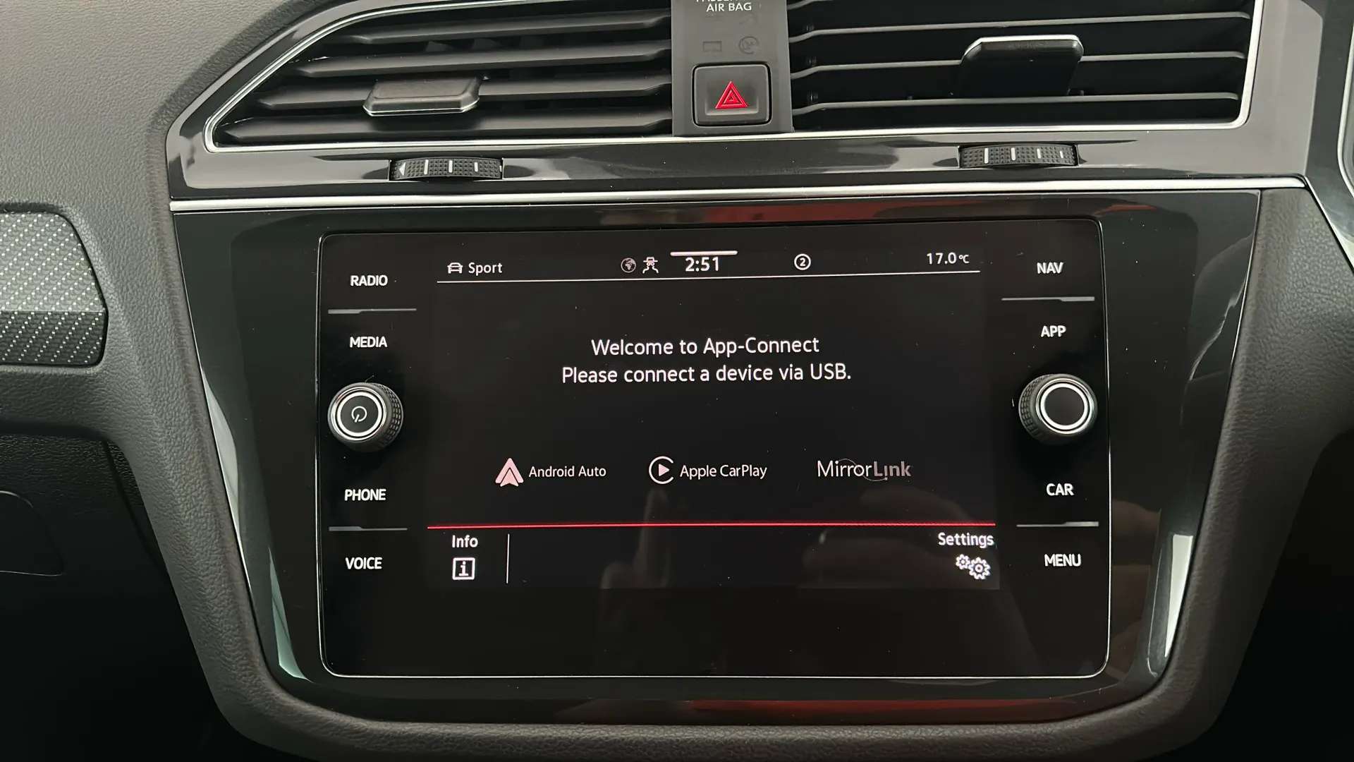 2023 VOLKSWAGEN TIGUAN 2023 VOLKSWAGEN TIGUAN