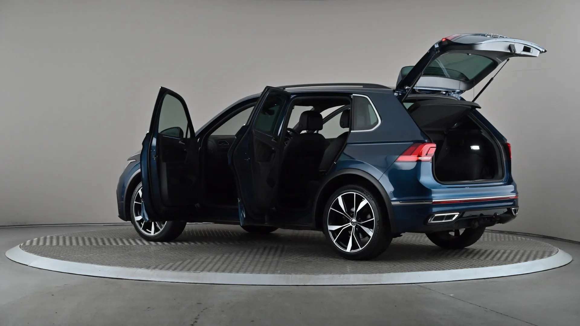 2023 VOLKSWAGEN TIGUAN 2023 VOLKSWAGEN TIGUAN