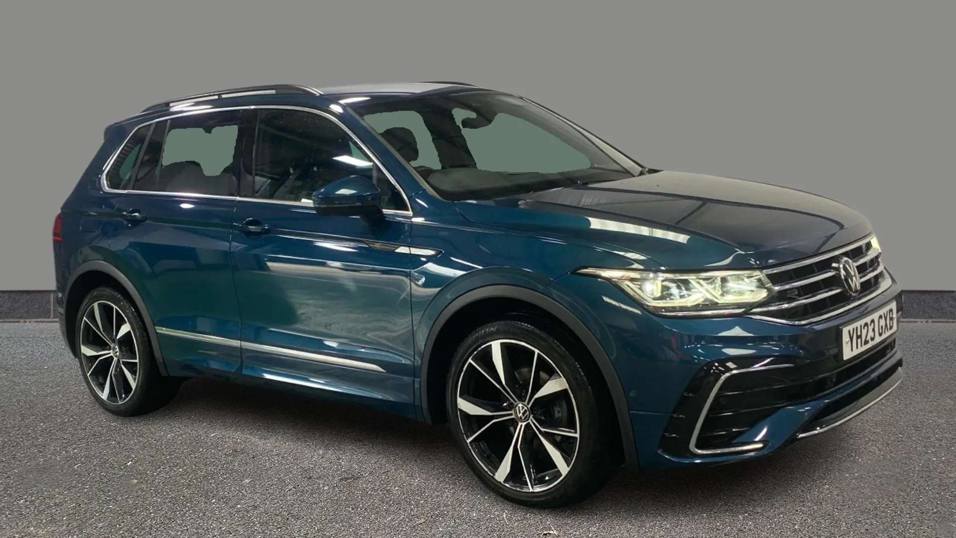 A 2023 VOLKSWAGEN TIGUAN 1.5 TSI 150 R-Line DSG A 2023 VOLKSWAGEN TIGUAN 1.5 TSI 150 R-Line DSG