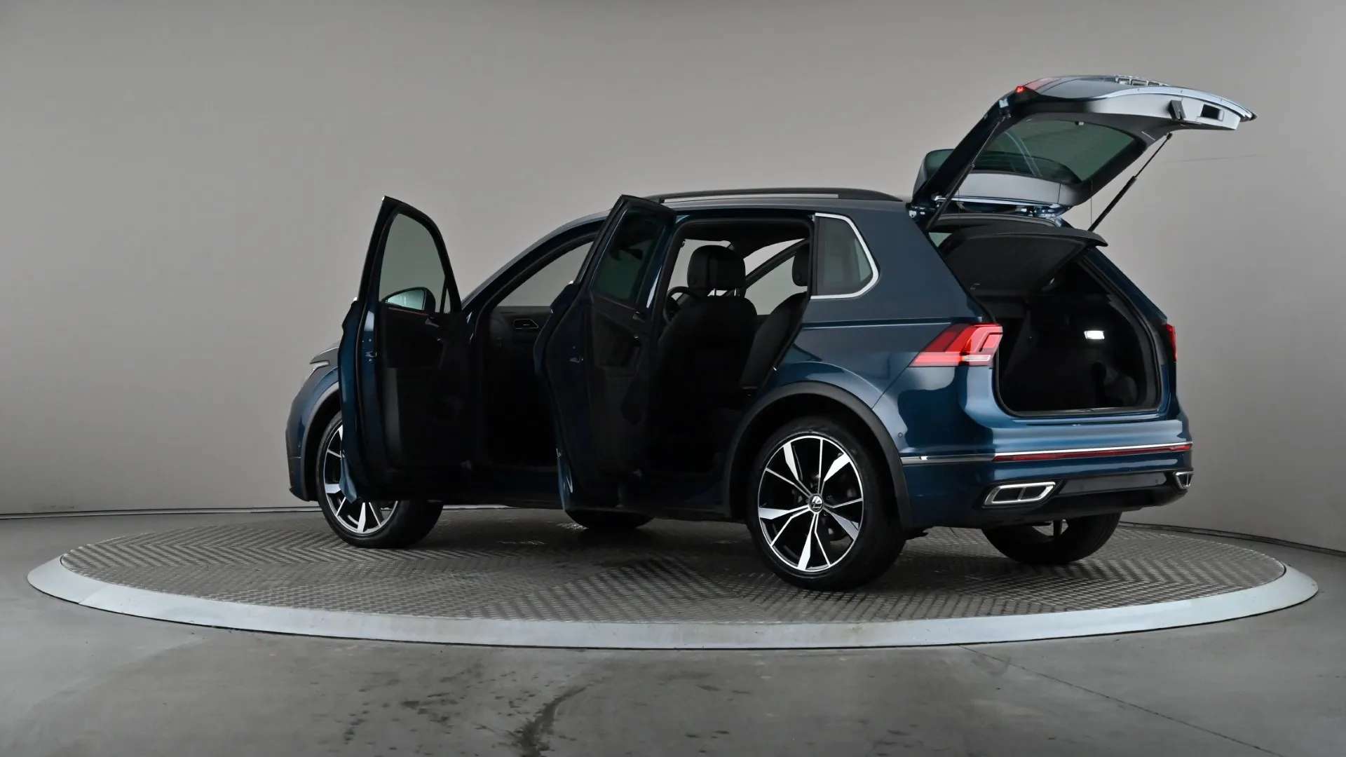 2023 VOLKSWAGEN TIGUAN 2023 VOLKSWAGEN TIGUAN