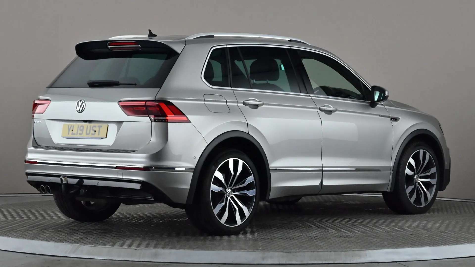 2019 VOLKSWAGEN TIGUAN 2019 VOLKSWAGEN TIGUAN