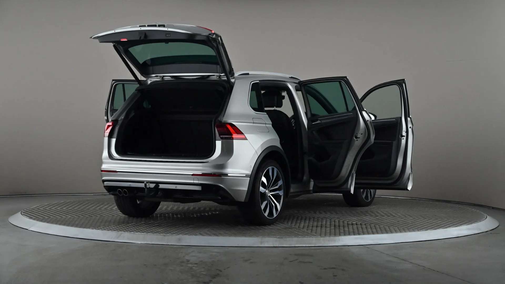 2019 VOLKSWAGEN TIGUAN 2019 VOLKSWAGEN TIGUAN