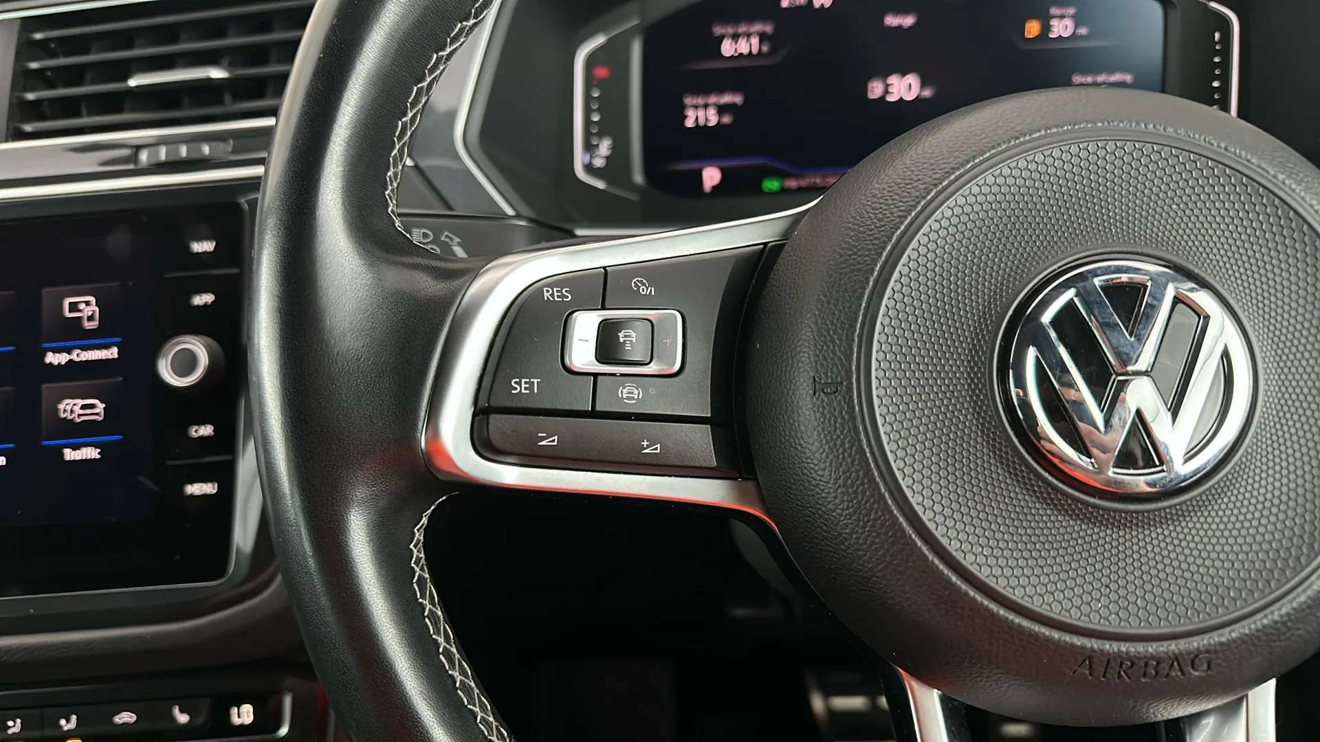 2019 VOLKSWAGEN TIGUAN 2019 VOLKSWAGEN TIGUAN