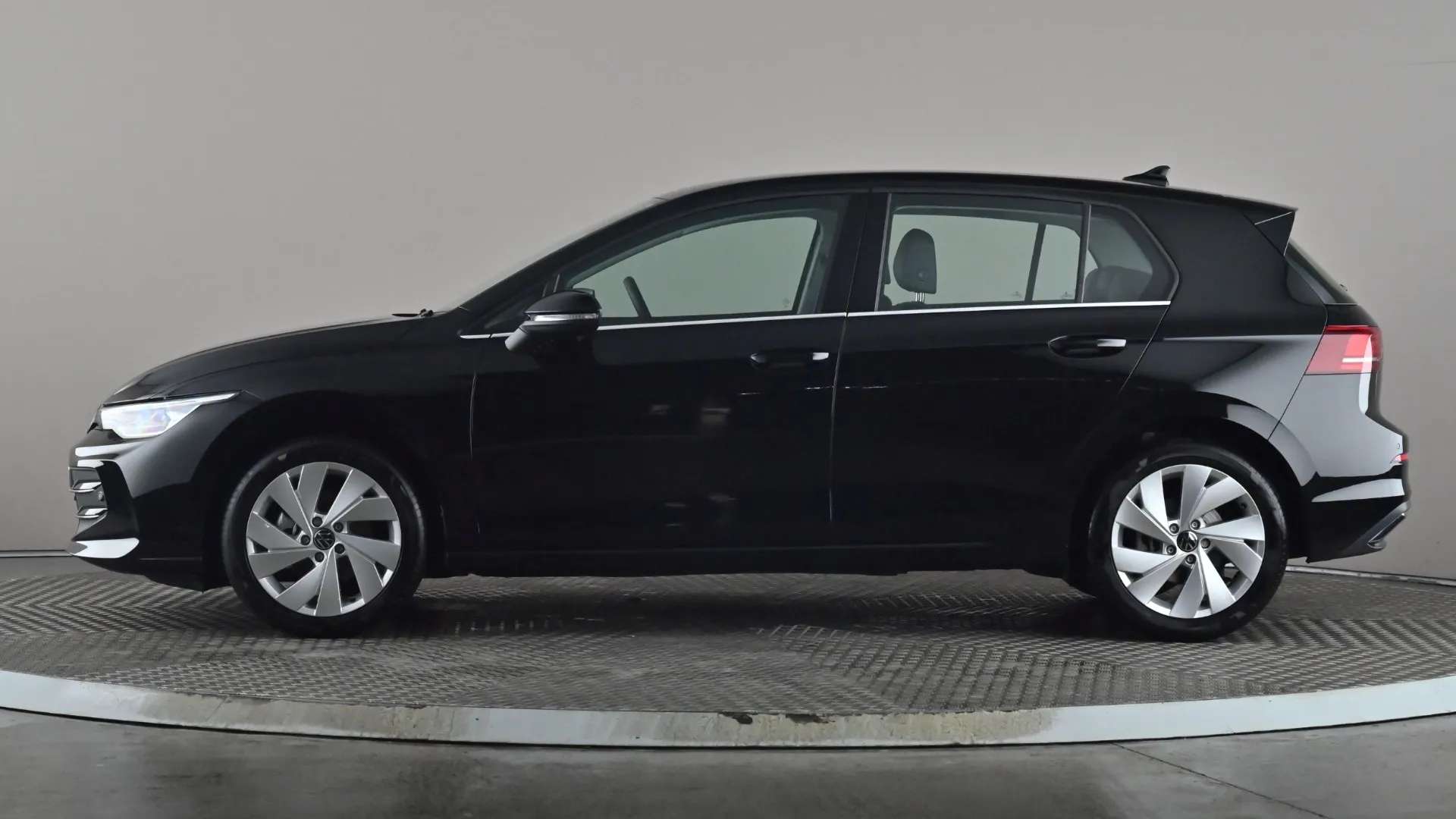 A 2025 VOLKSWAGEN GOLF 1.5 eTSI 150 Style DSG A 2025 VOLKSWAGEN GOLF 1.5 eTSI 150 Style DSG