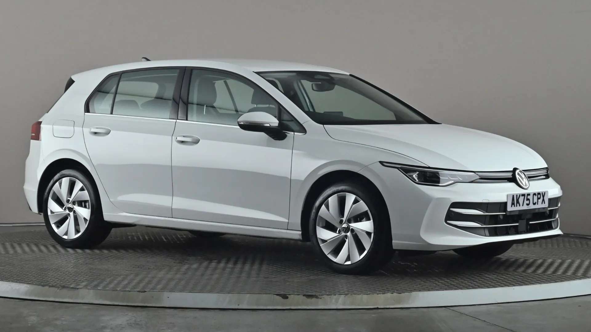 A 2025 VOLKSWAGEN GOLF 1.5 eTSI 150 Style DSG A 2025 VOLKSWAGEN GOLF 1.5 eTSI 150 Style DSG