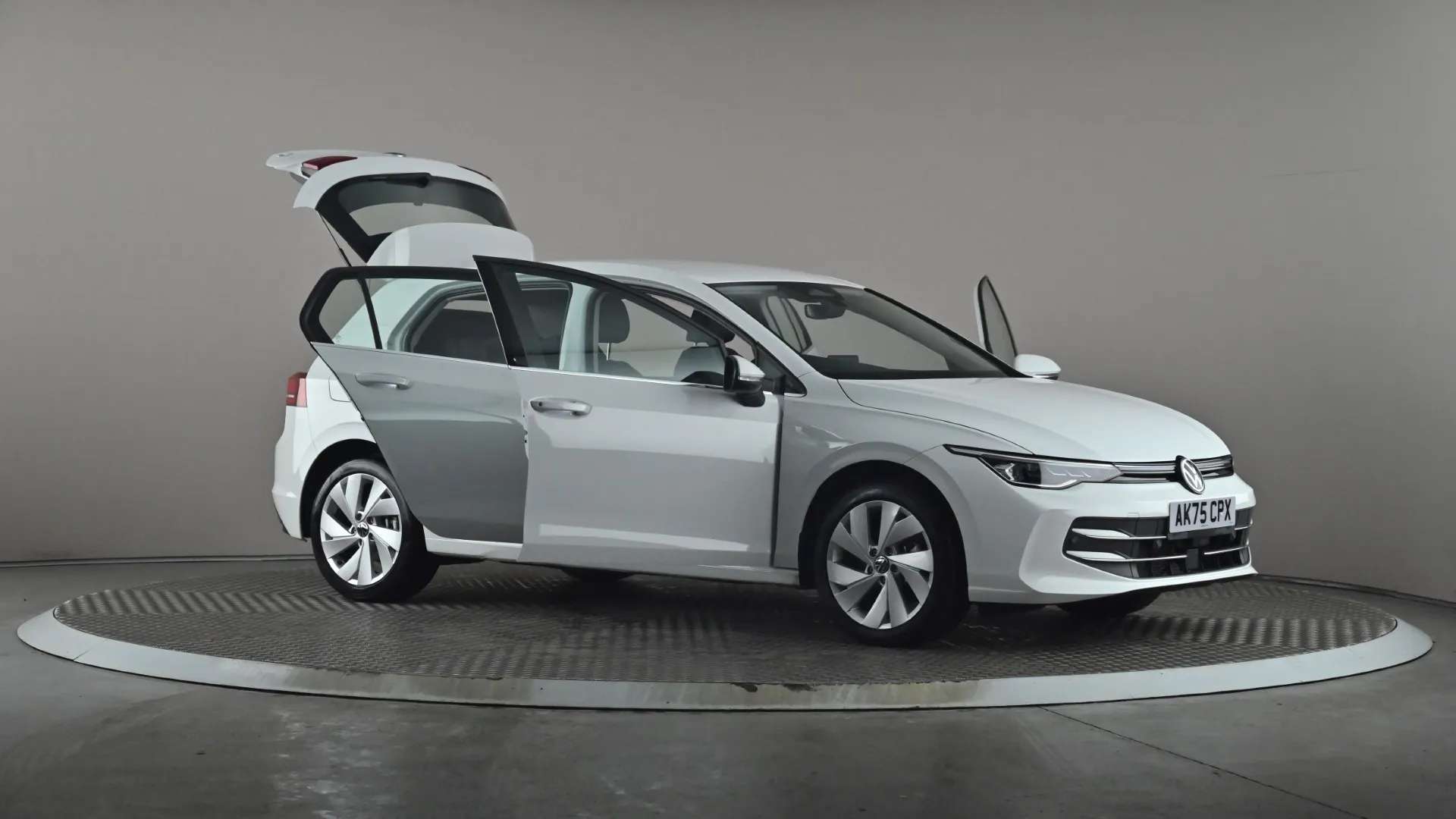 2025 VOLKSWAGEN GOLF 2025 VOLKSWAGEN GOLF