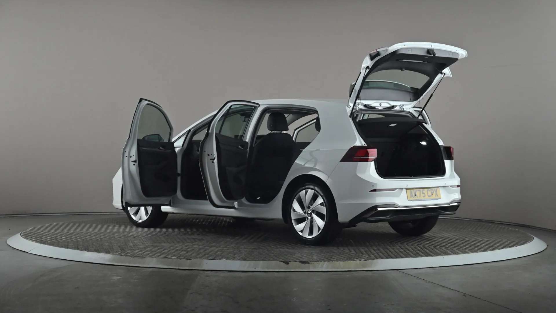 2025 VOLKSWAGEN GOLF 2025 VOLKSWAGEN GOLF