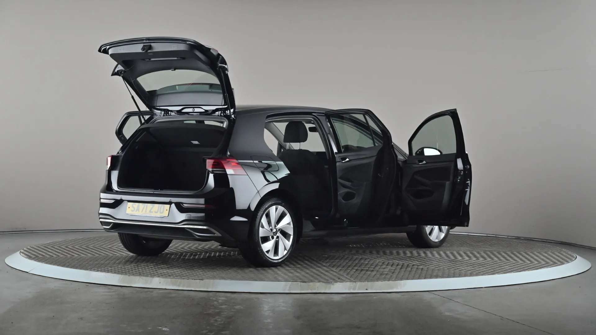 2021 VOLKSWAGEN GOLF 2021 VOLKSWAGEN GOLF