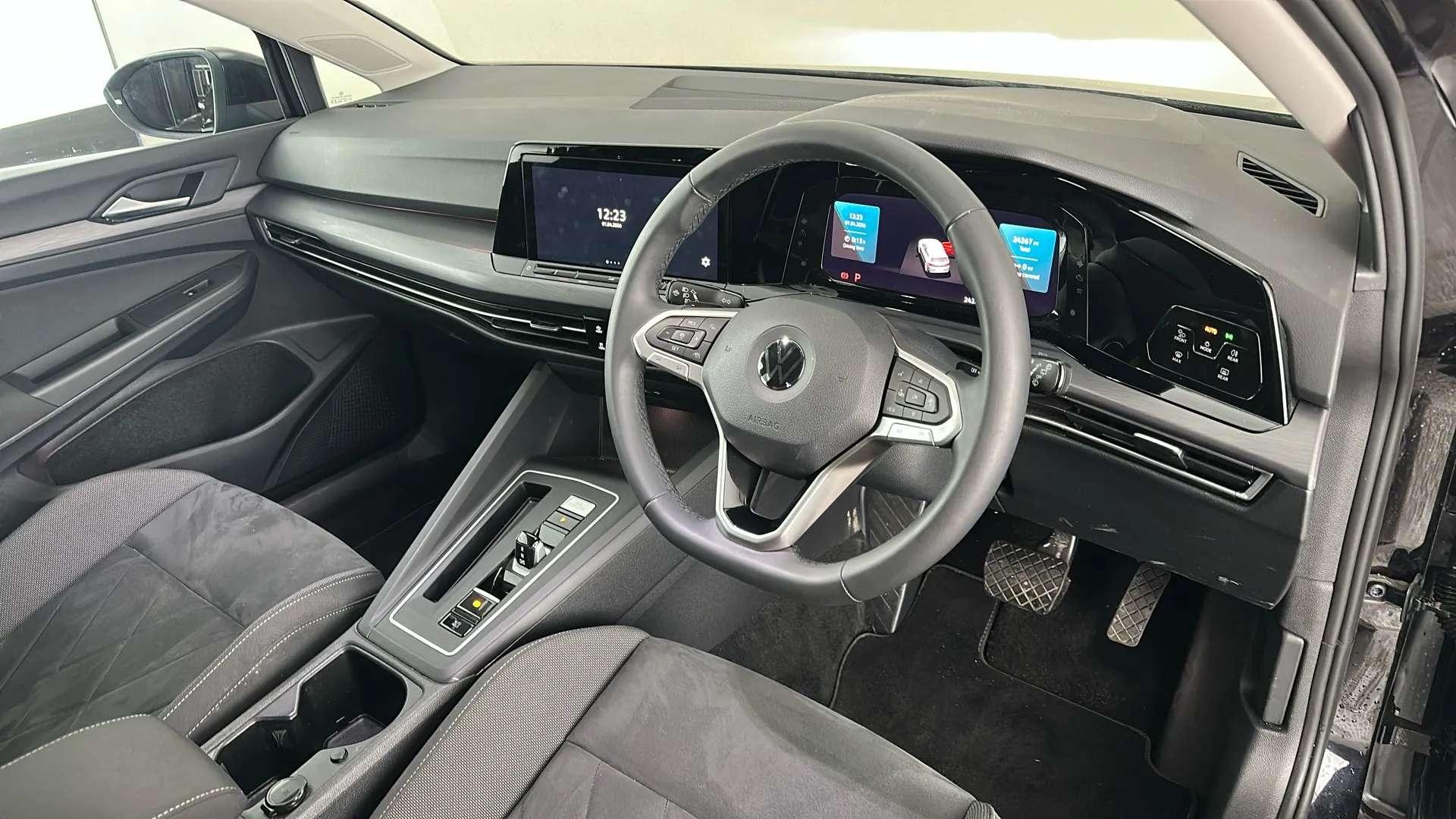 2021 VOLKSWAGEN GOLF 2021 VOLKSWAGEN GOLF