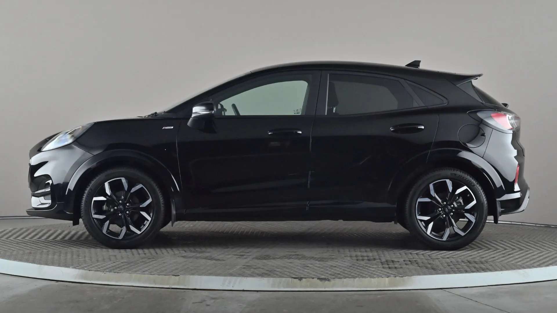 A 2024 FORD PUMA 1.0 EcoBoost Hybrid mHEV 155 ST-Line X A 2024 FORD PUMA 1.0 EcoBoost Hybrid mHEV 155 ST-Line X