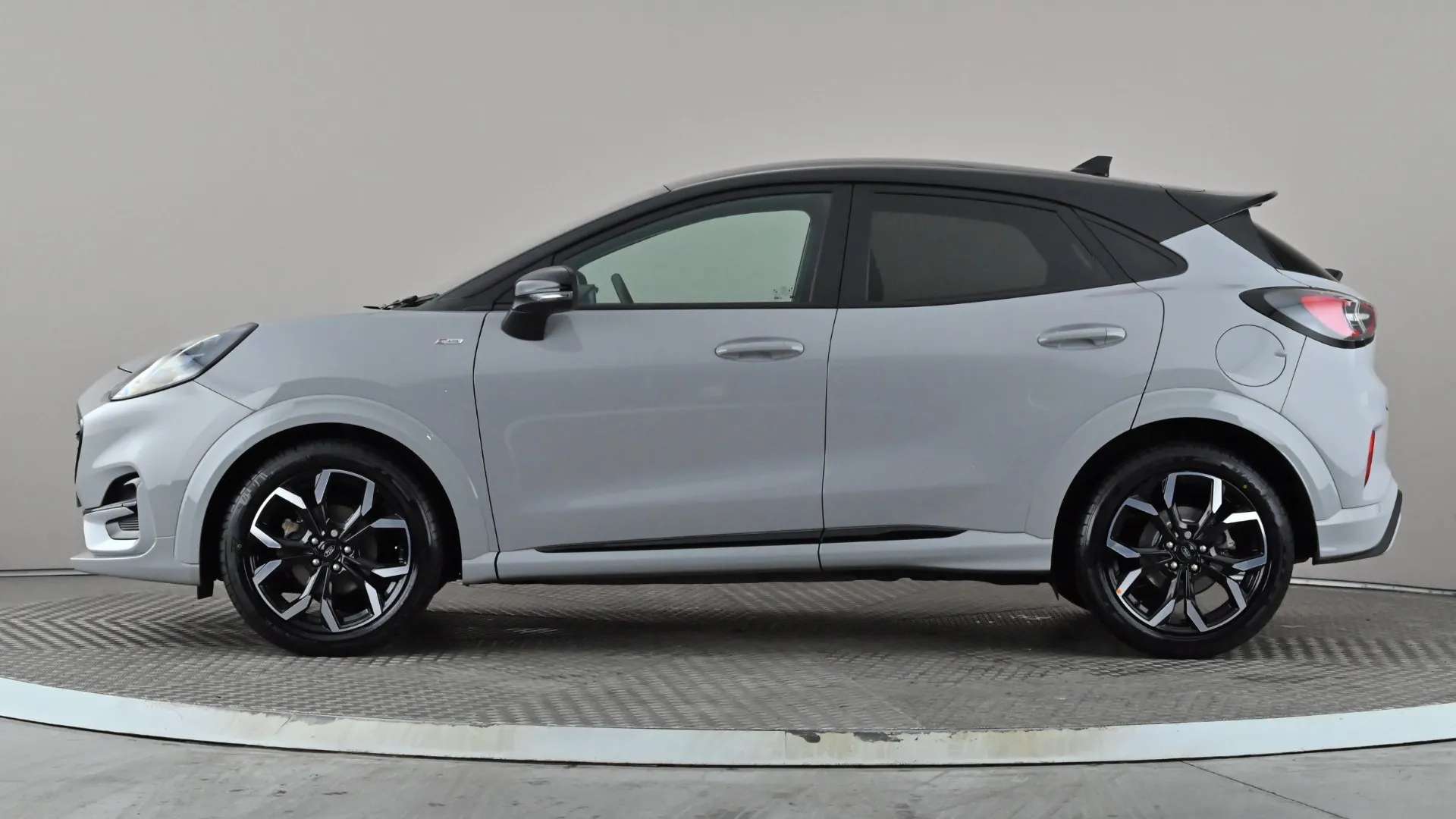 A 2023 FORD PUMA 1.0 EcoBoost Hybrid mHEV 155 ST-Line X A 2023 FORD PUMA 1.0 EcoBoost Hybrid mHEV 155 ST-Line X