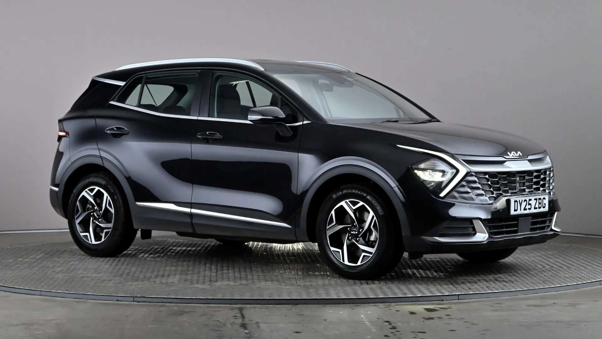 A 2025 KIA SPORTAGE 1.6T GDi 157 48V ISG 2 A 2025 KIA SPORTAGE 1.6T GDi 157 48V ISG 2
