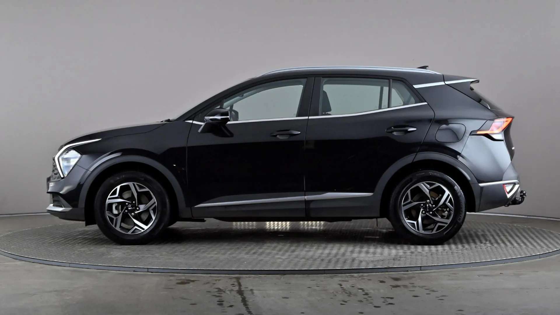 A 2025 KIA SPORTAGE 1.6T GDi 157 48V ISG 2 A 2025 KIA SPORTAGE 1.6T GDi 157 48V ISG 2