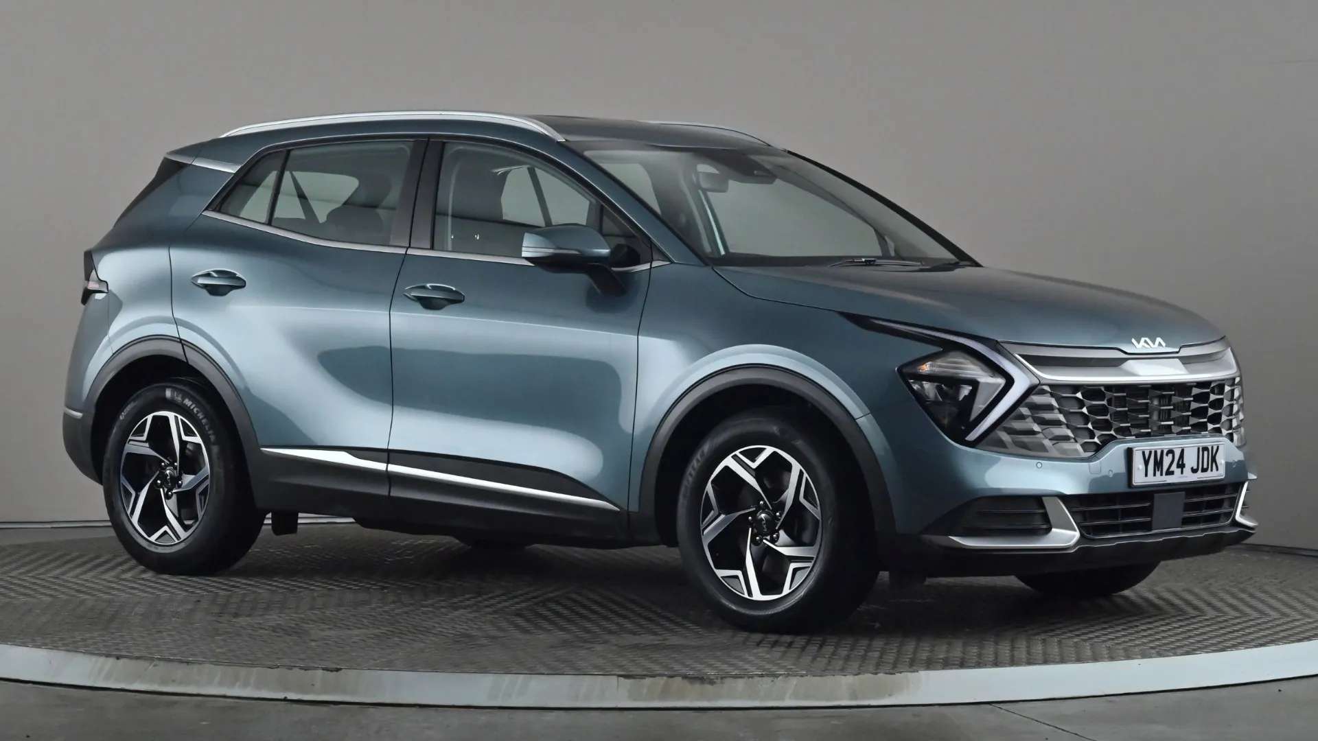 A 2024 KIA SPORTAGE 1.6T GDi 157 48V ISG 2 A 2024 KIA SPORTAGE 1.6T GDi 157 48V ISG 2