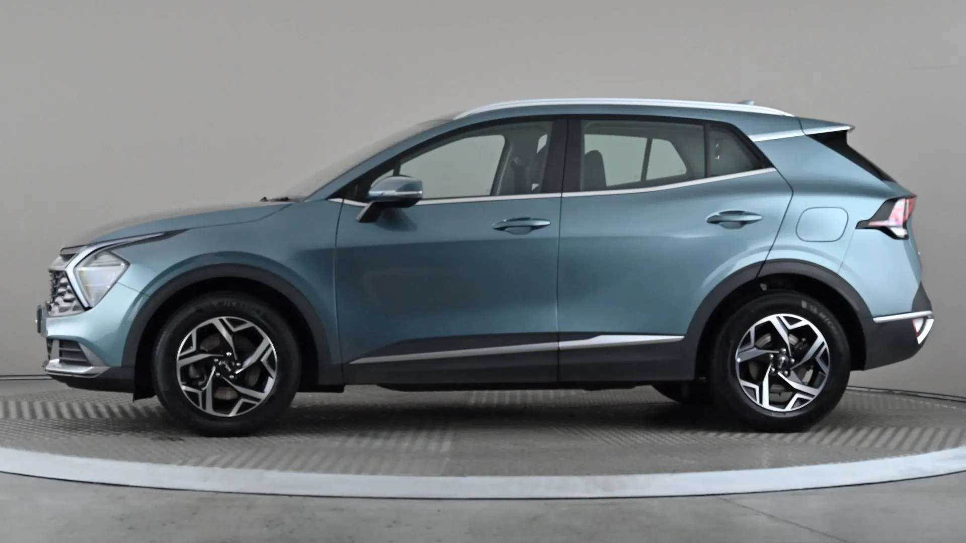 A 2024 KIA SPORTAGE 1.6T GDi 157 48V ISG 2 A 2024 KIA SPORTAGE 1.6T GDi 157 48V ISG 2