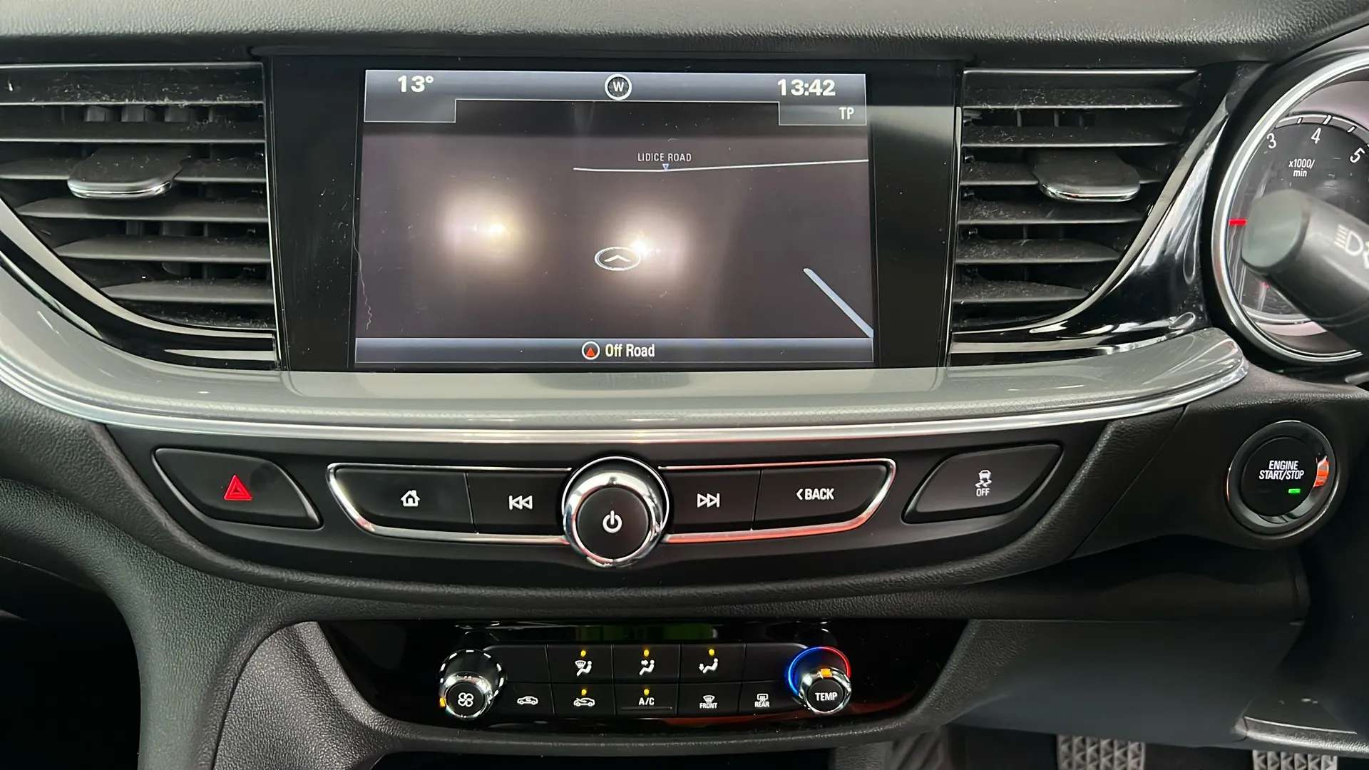 2017 VAUXHALL INSIGNIA GRAND SPORT 2017 VAUXHALL INSIGNIA GRAND SPORT
