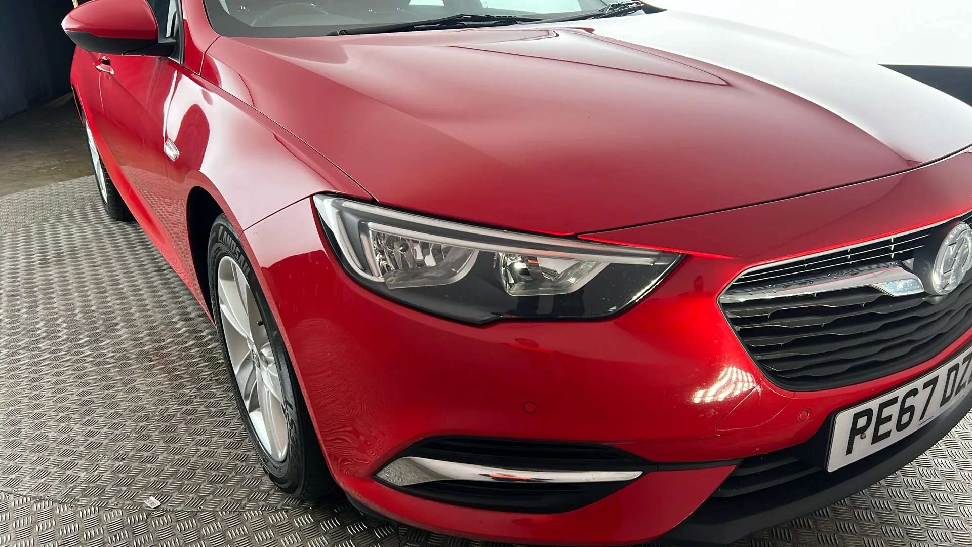 2017 VAUXHALL INSIGNIA GRAND SPORT 2017 VAUXHALL INSIGNIA GRAND SPORT