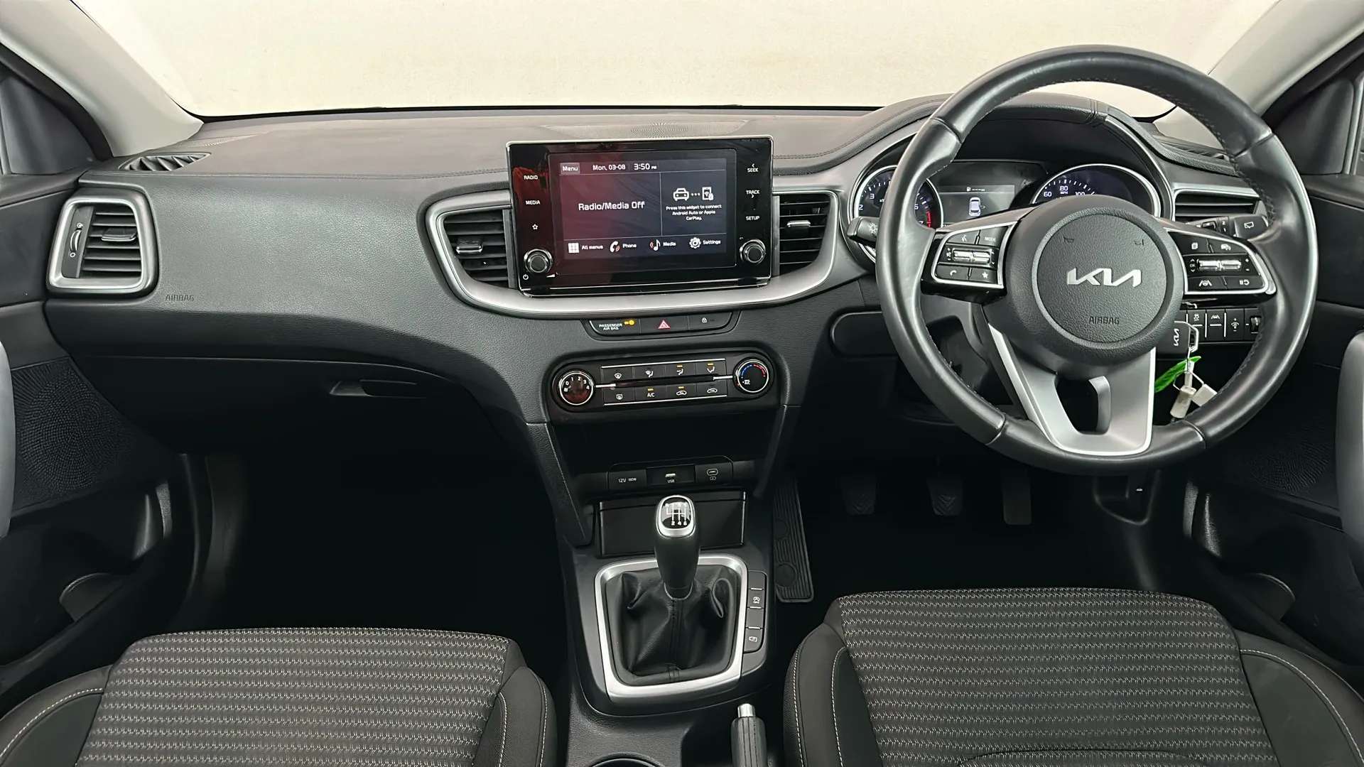 2023 KIA CEED 2023 KIA CEED