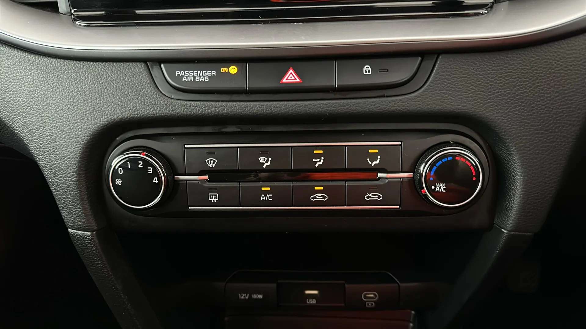 2023 KIA CEED 2023 KIA CEED