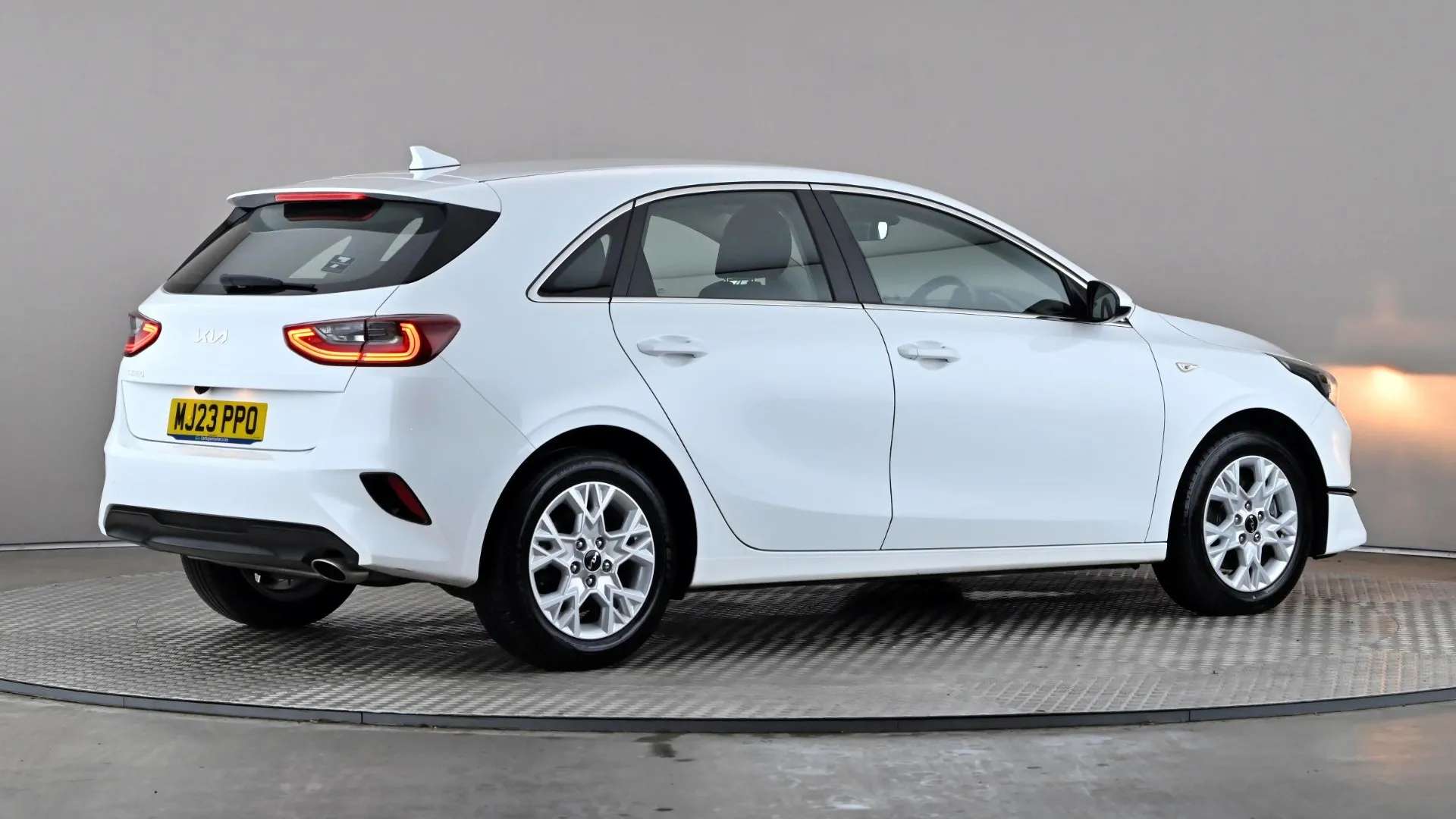 2023 KIA CEED 2023 KIA CEED