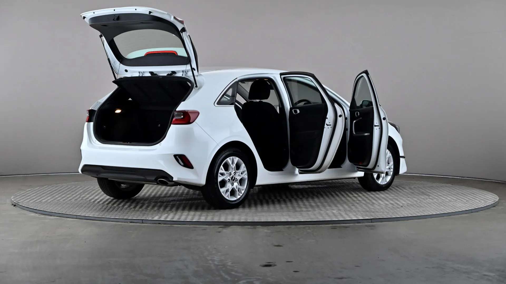 2023 KIA CEED 2023 KIA CEED