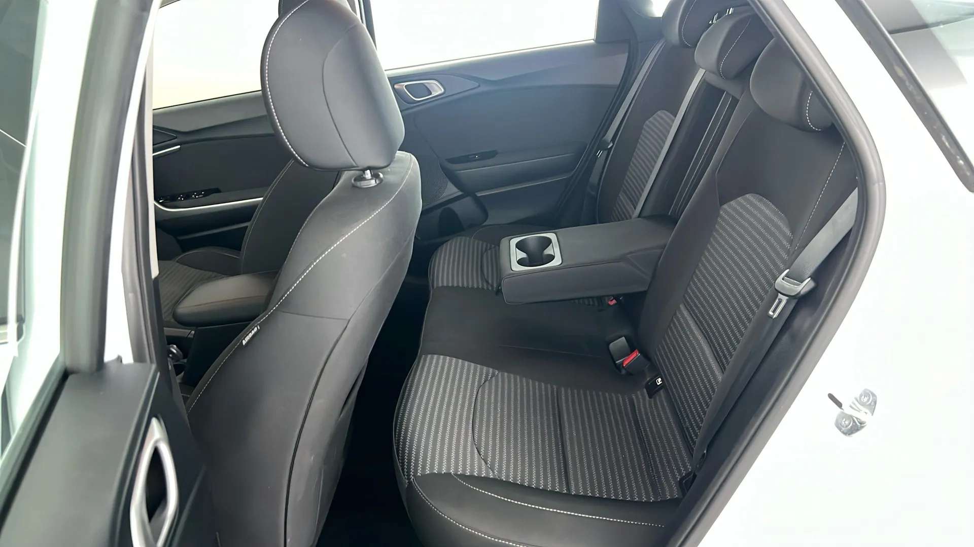 2023 KIA CEED 2023 KIA CEED