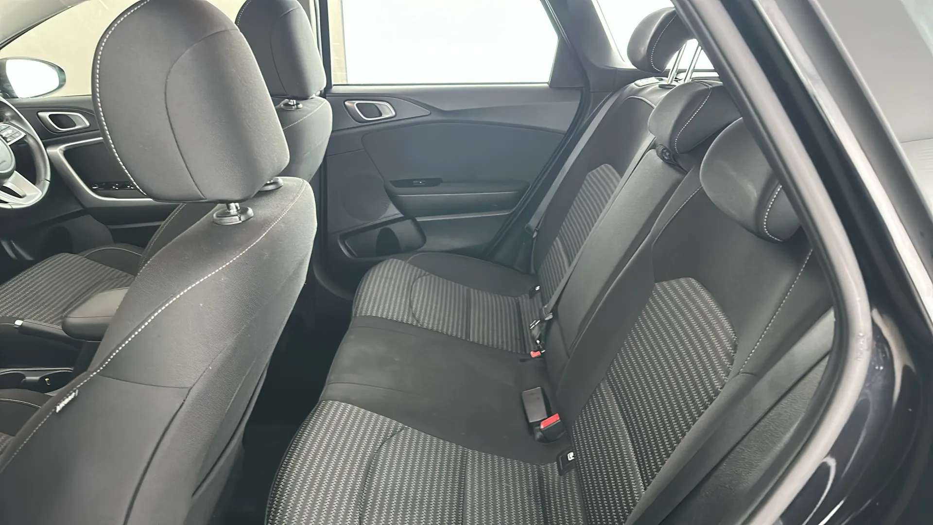 2023 KIA CEED 2023 KIA CEED